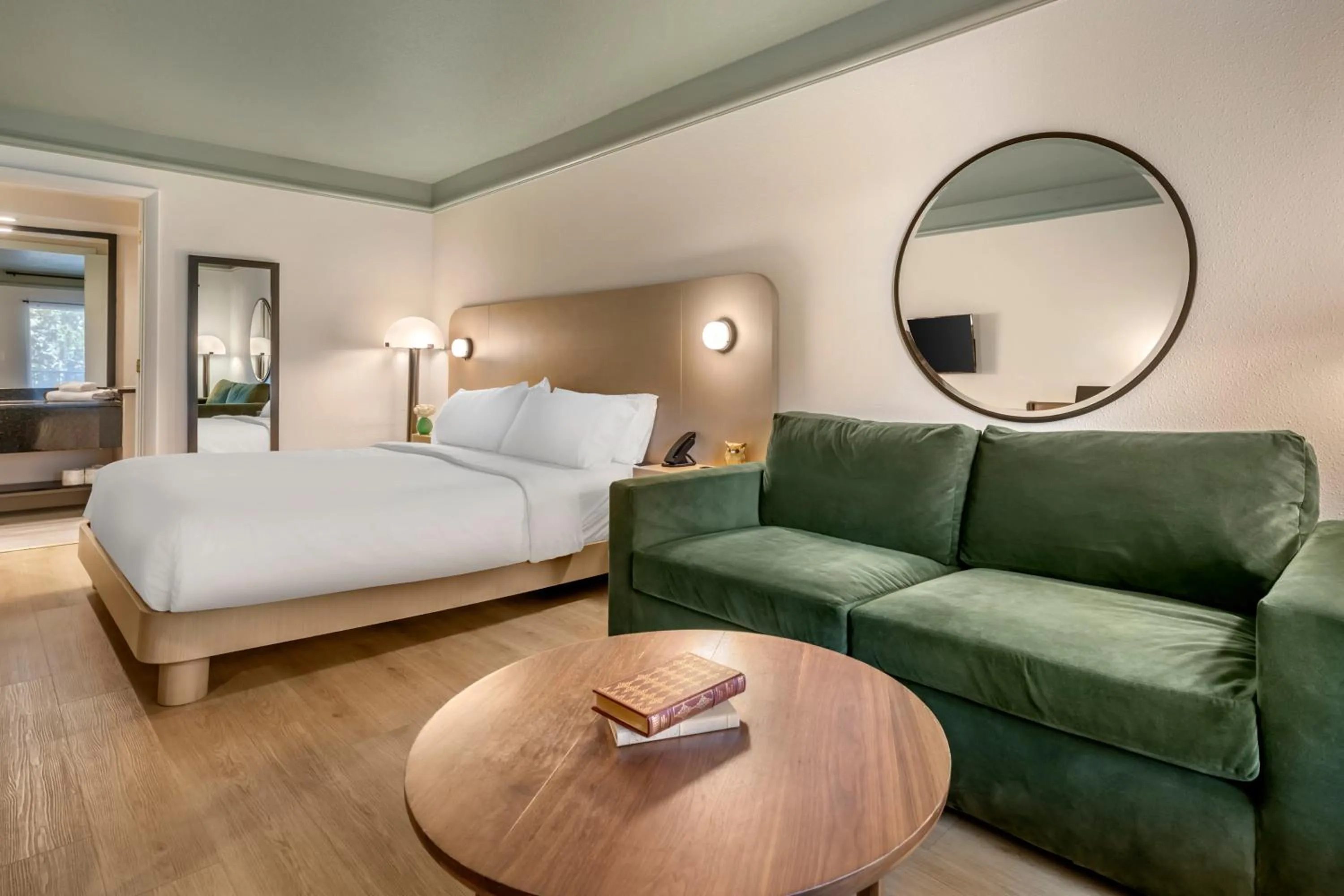 Bed in voco Kissimmee Orlando by IHG