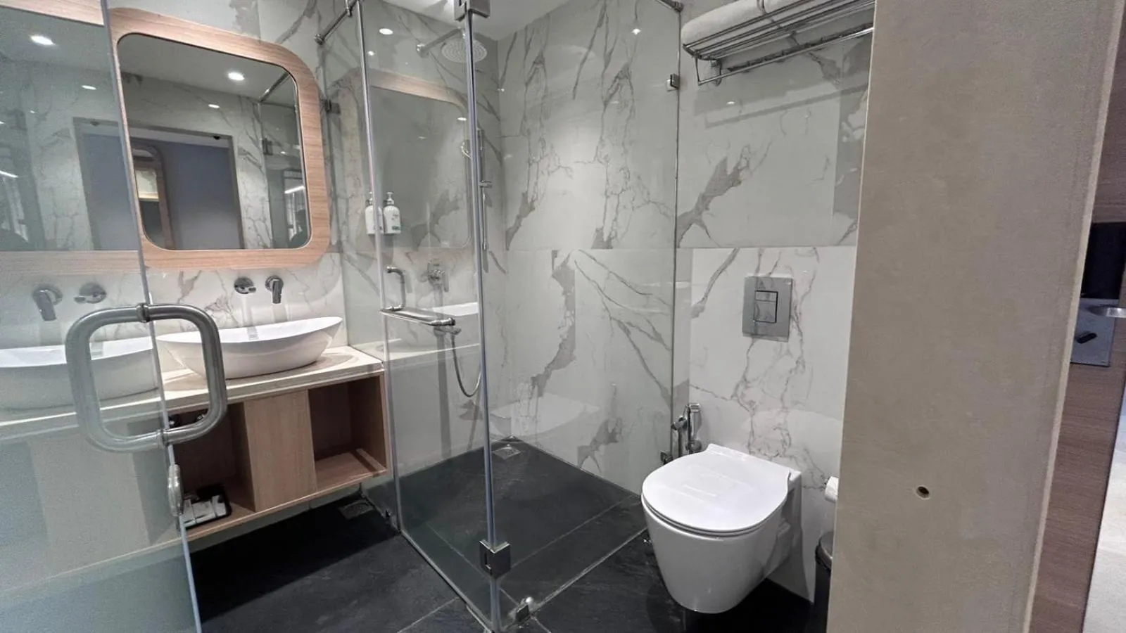 Bathroom in Hotel Manorama Vijayawada