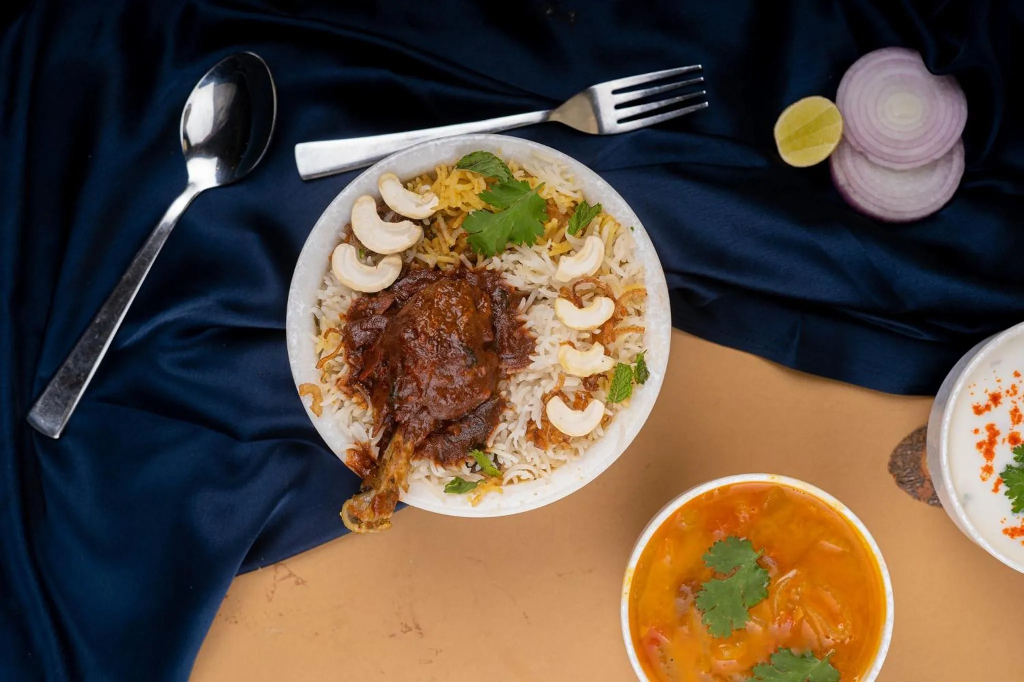 Restaurant/places to eat in Hotel Manorama Vijayawada