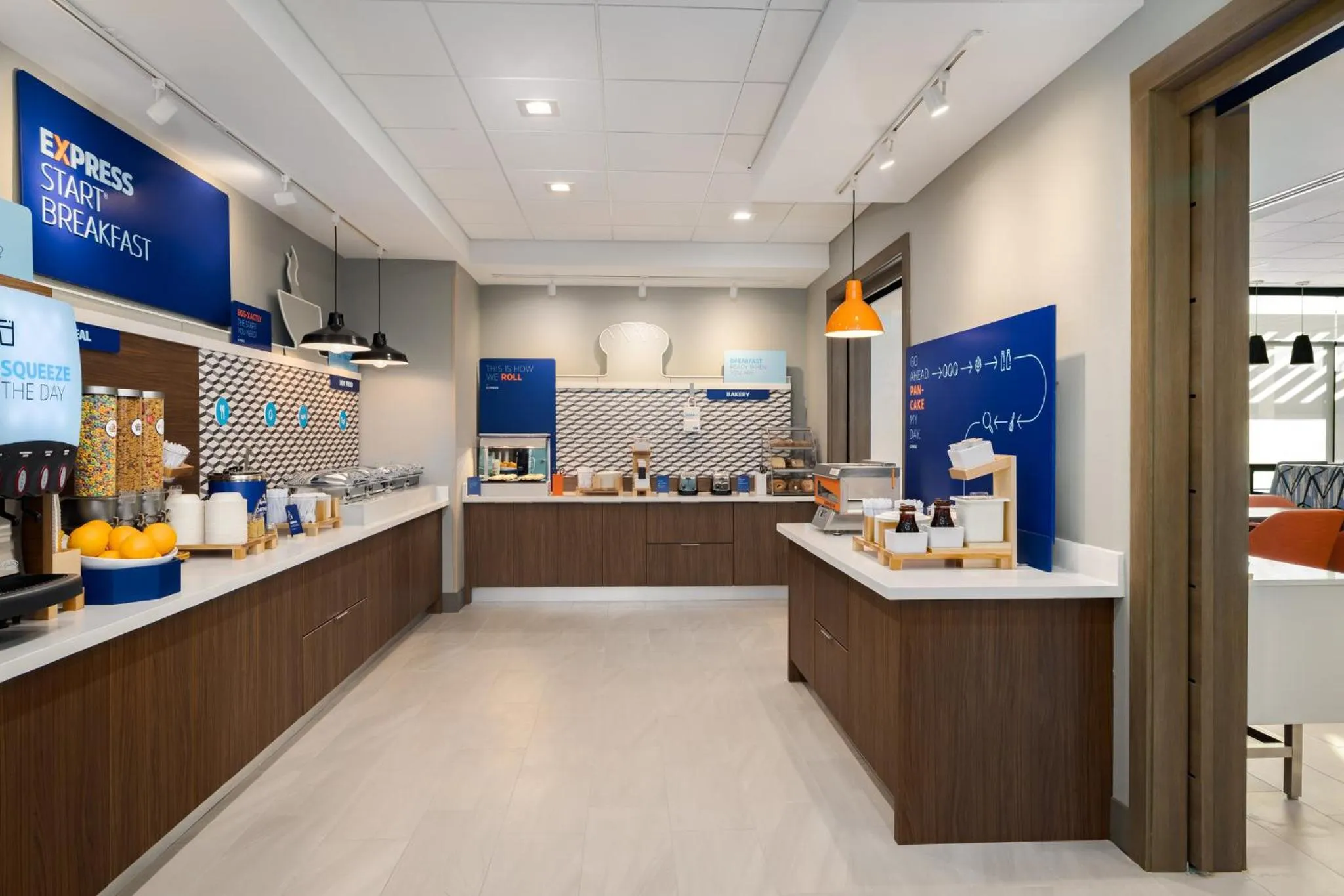 Breakfast in Holiday Inn Express & Suites Nacogdoches Southwest by IHG