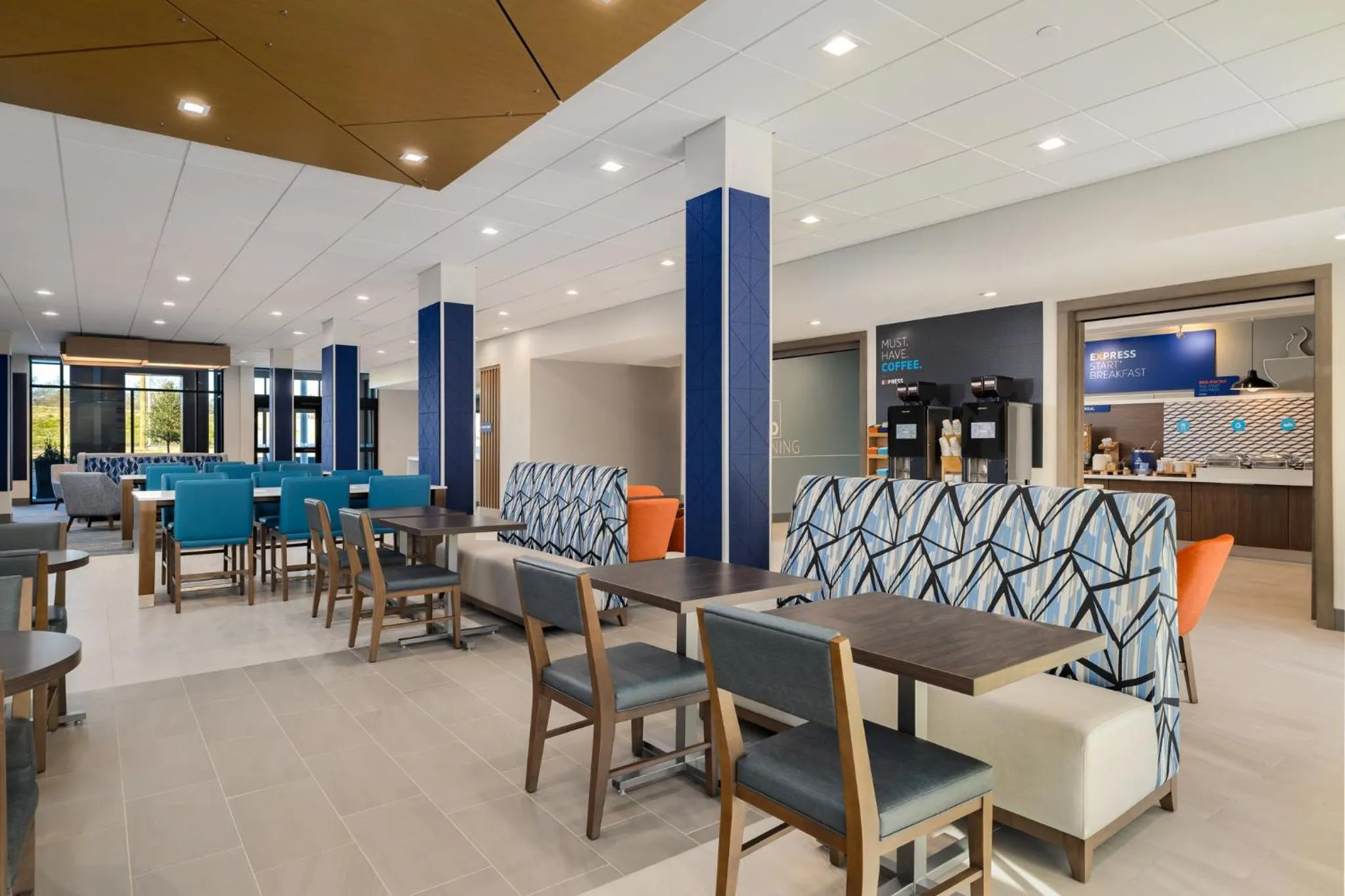 Breakfast in Holiday Inn Express & Suites Nacogdoches Southwest by IHG