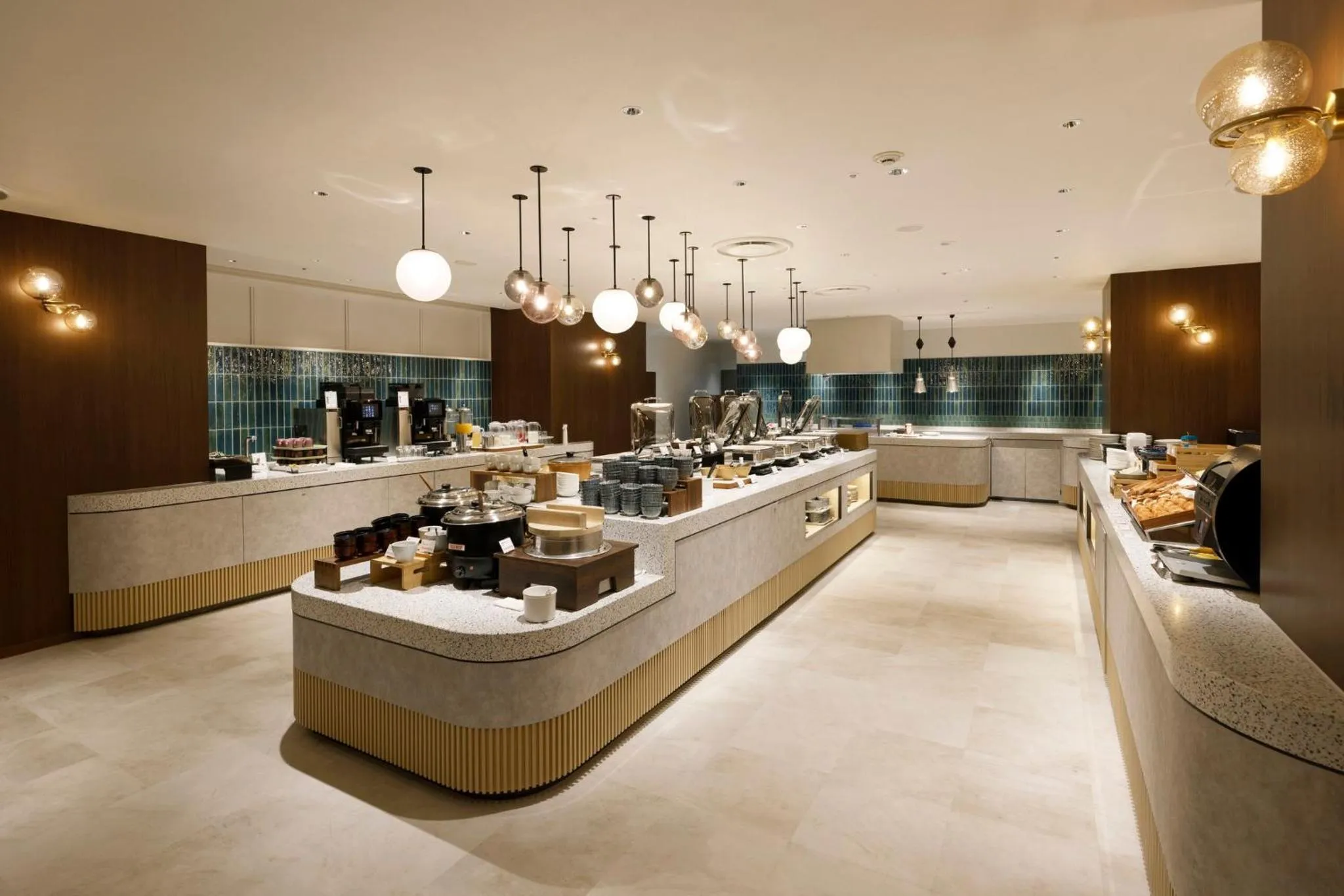 Restaurant/places to eat in Holiday Inn & Suites Sapporo Odori Park by IHG