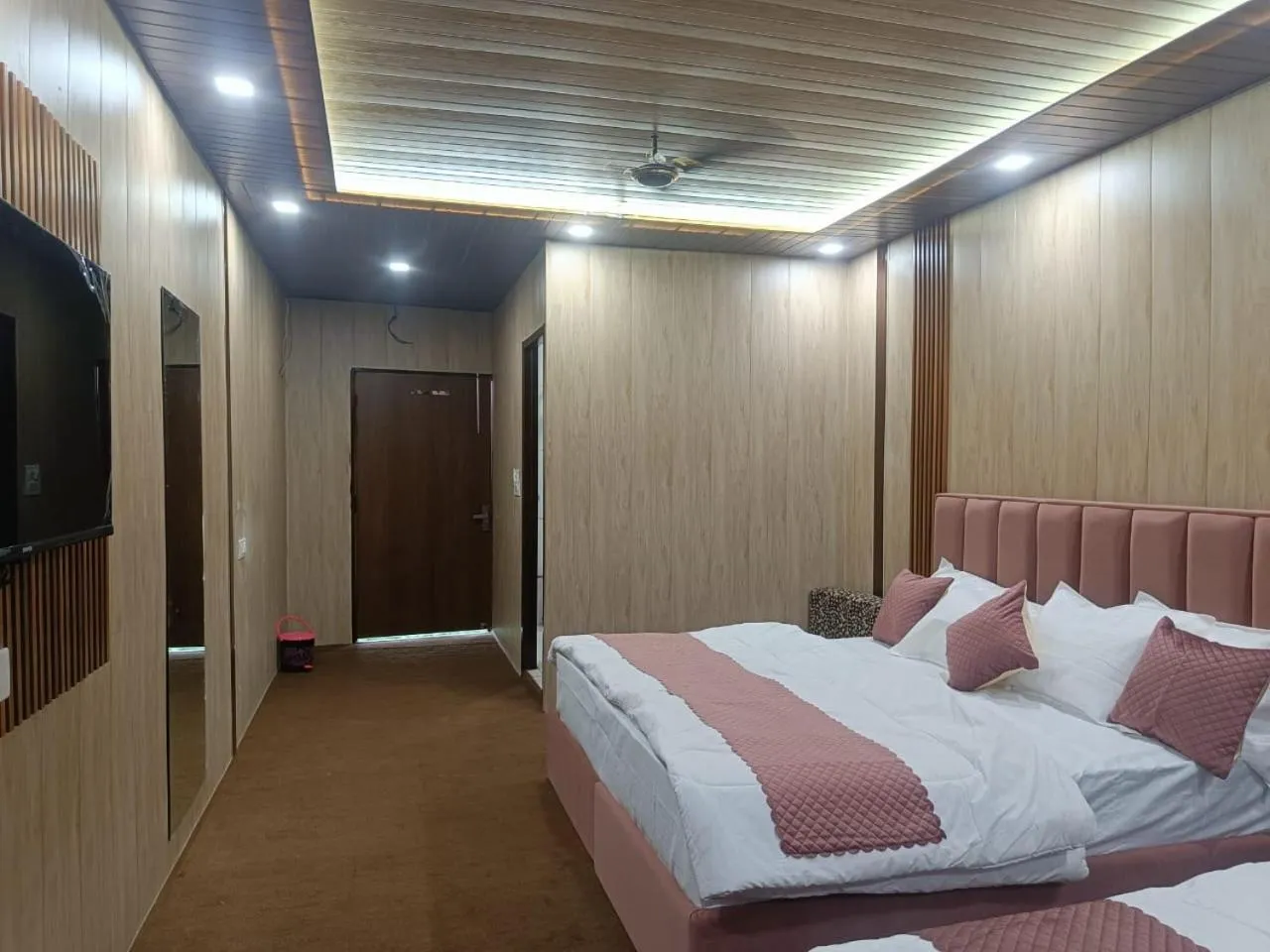 Bed in Pavani Resort