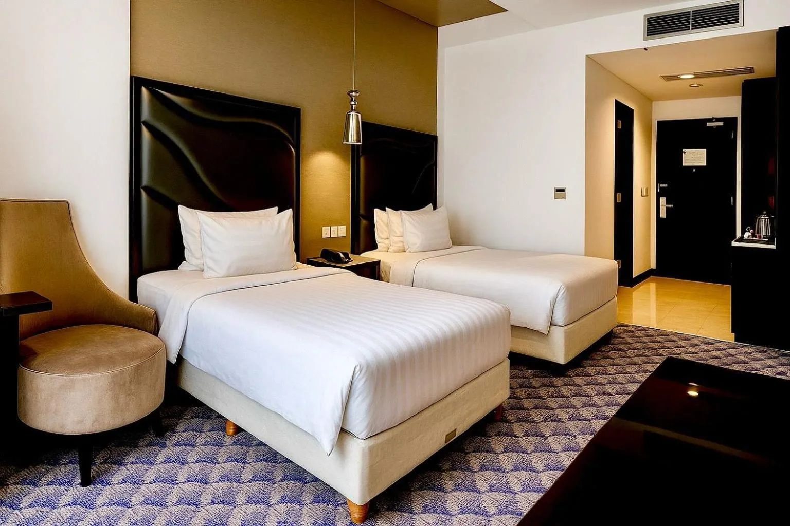 Bed in Nemuru Grand Bellevue Radio Dalam