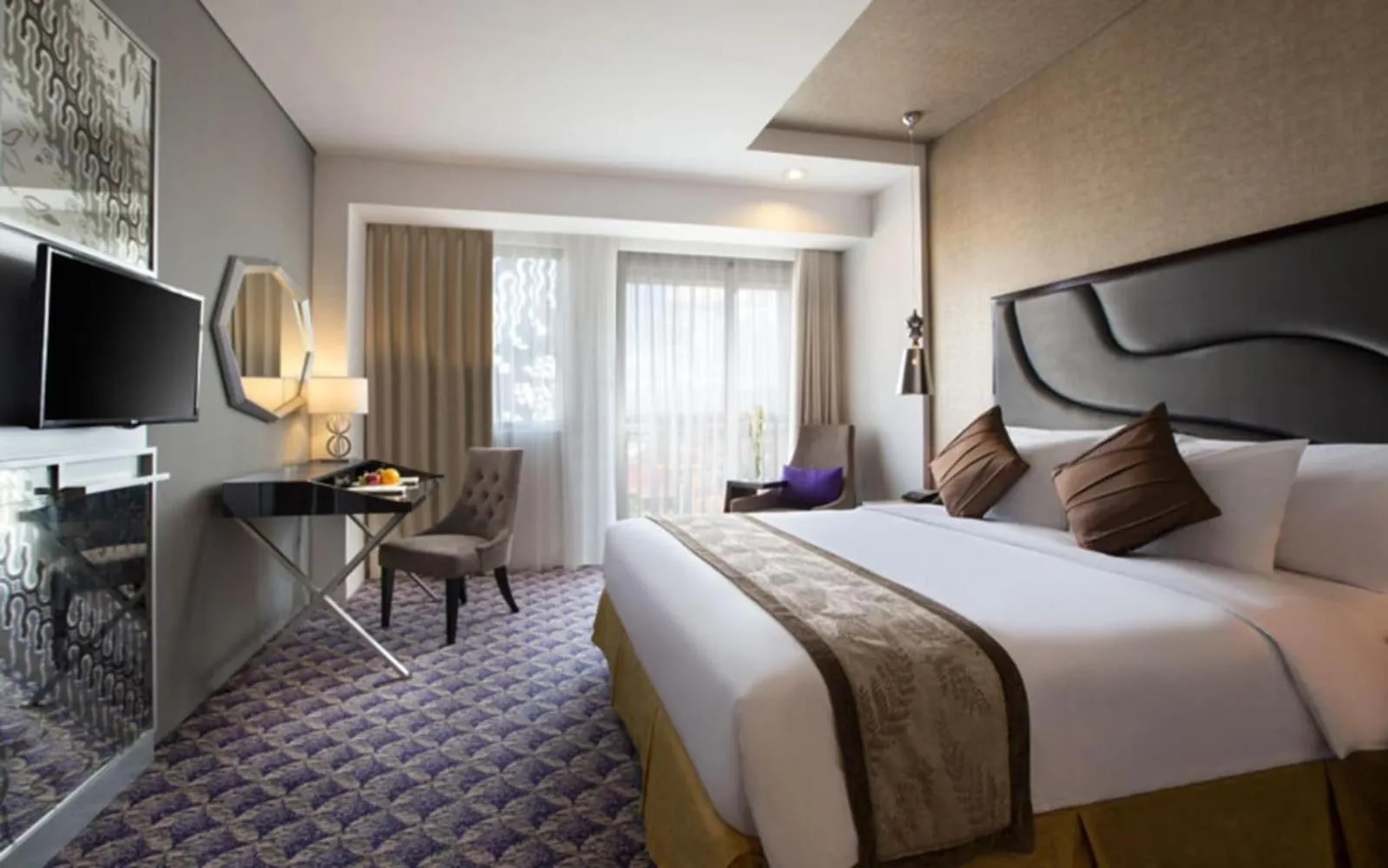 Photo of the whole room, Bed in Nemuru Grand Bellevue Radio Dalam