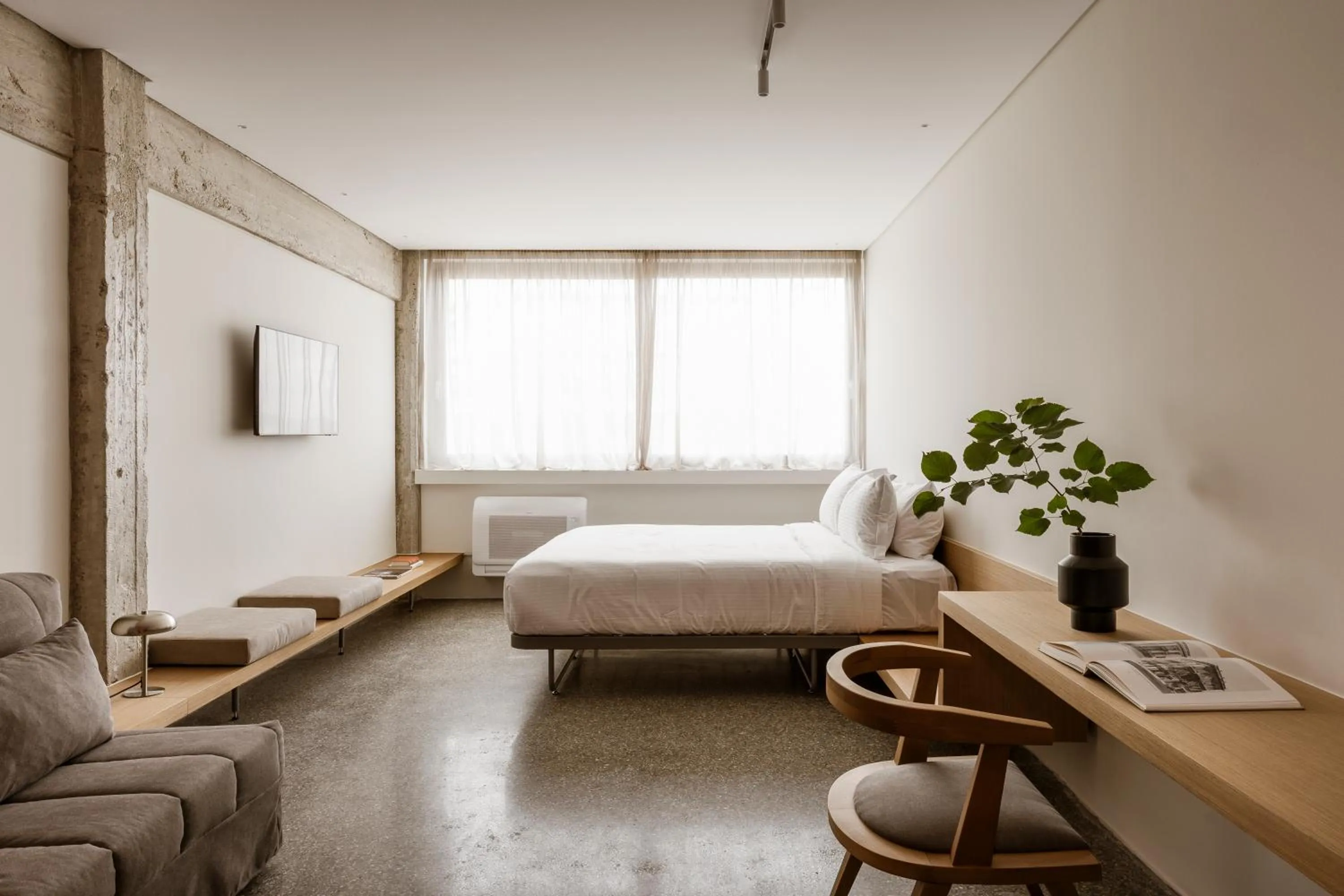 Photo of the whole room, Bed in Elevate Athens