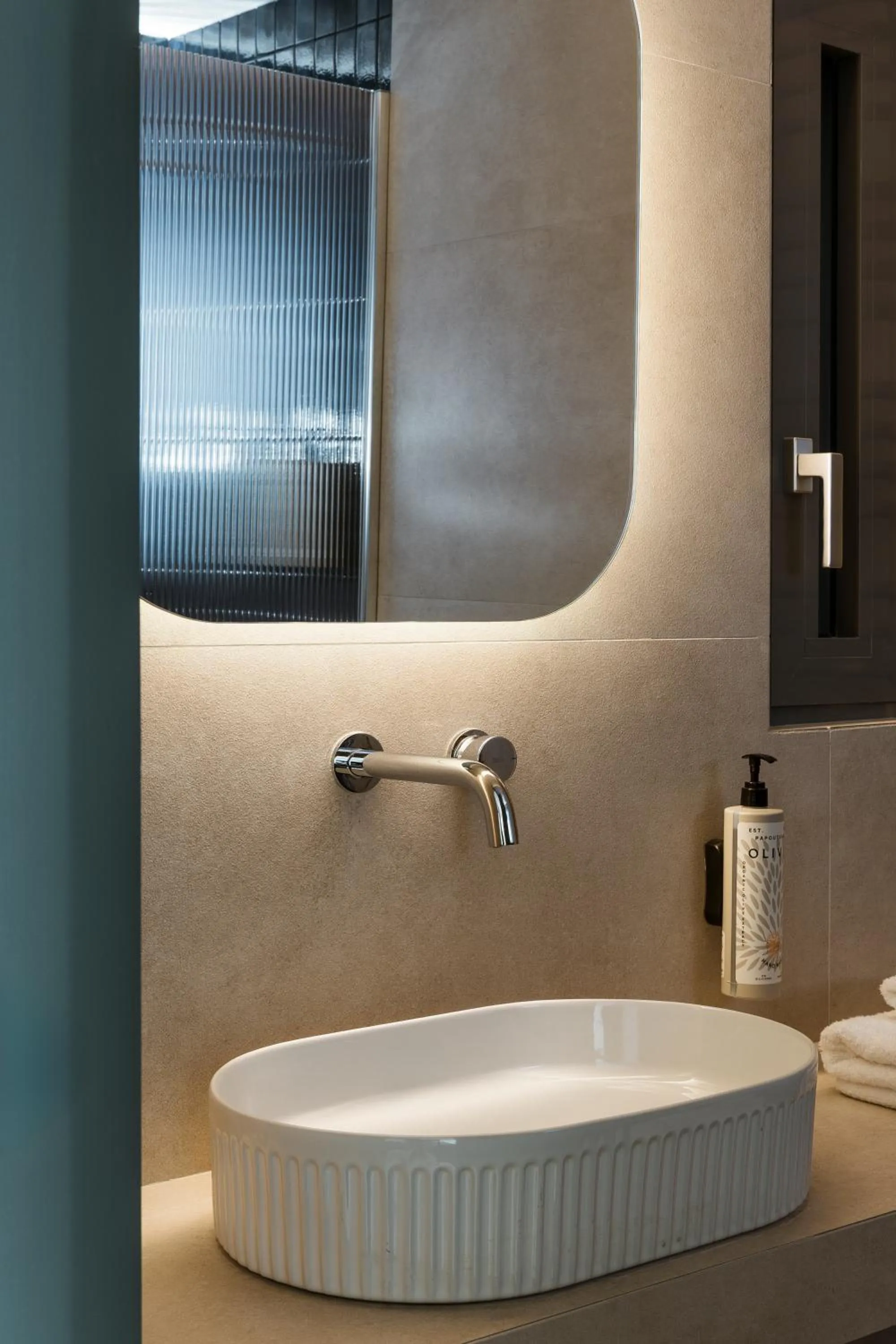 Bathroom in Elevate Athens