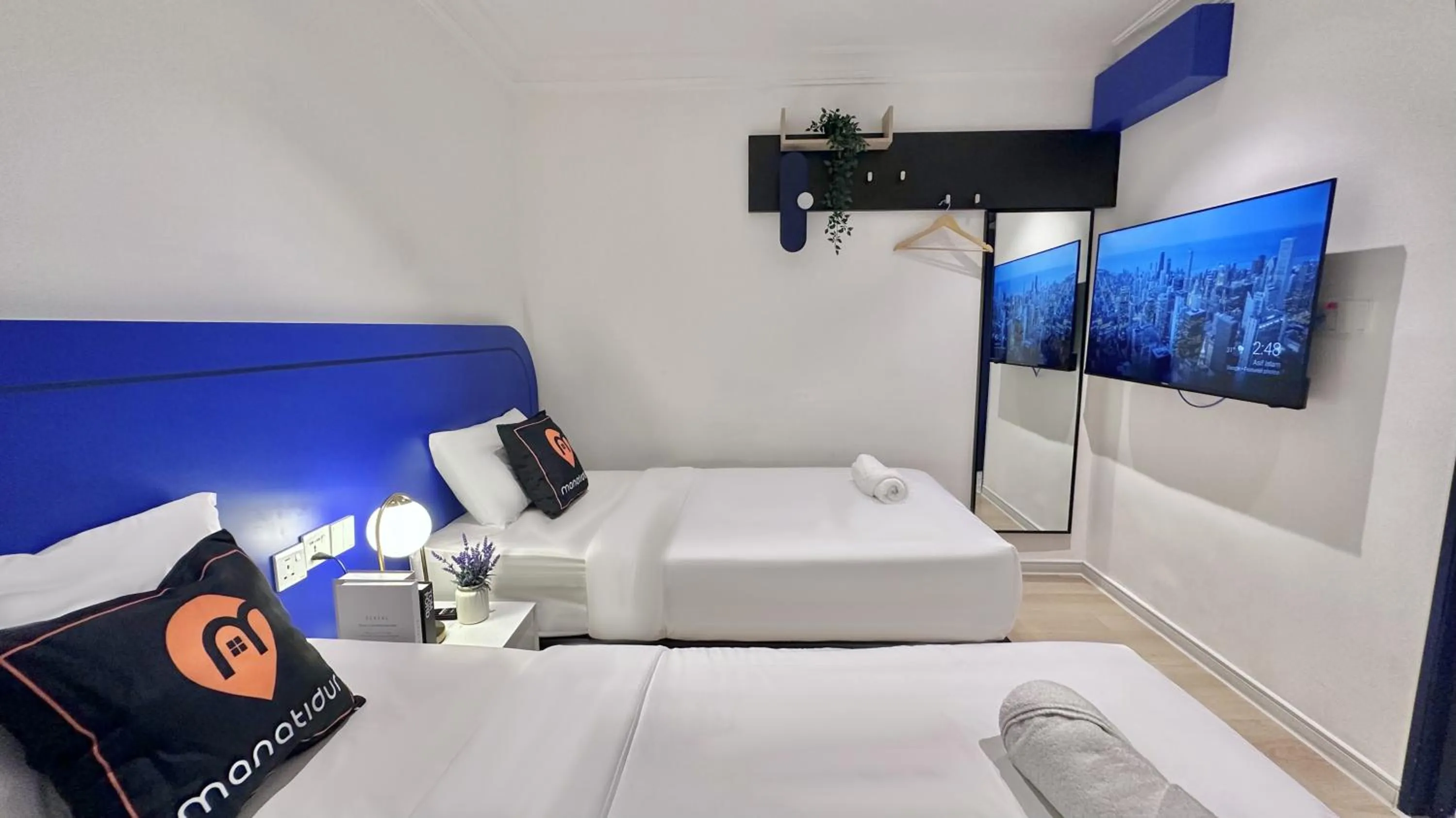 TV and multimedia, Bed in Ukiyo Hotel by manatidur