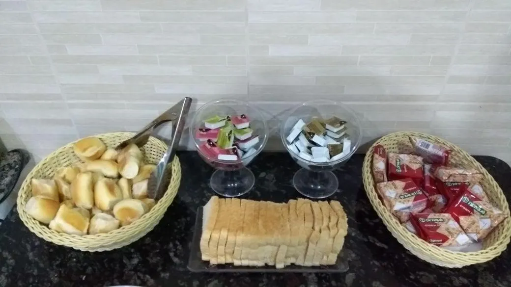 Buffet breakfast in Hotel Vitória