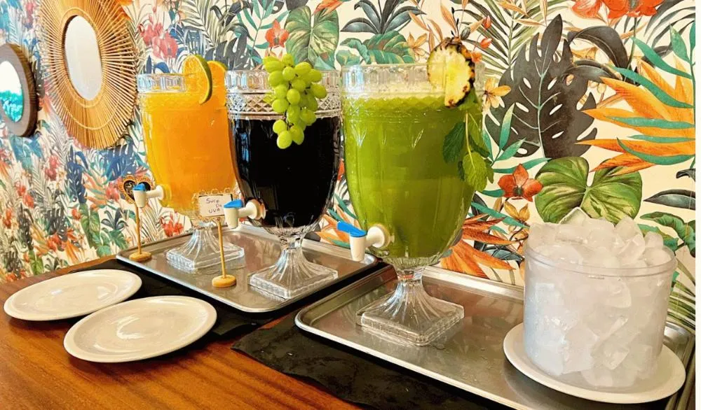 Breakfast in Hotel Atlântico