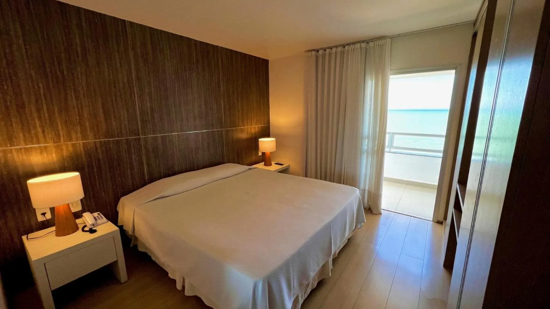 Bed in Hotel Atlântico