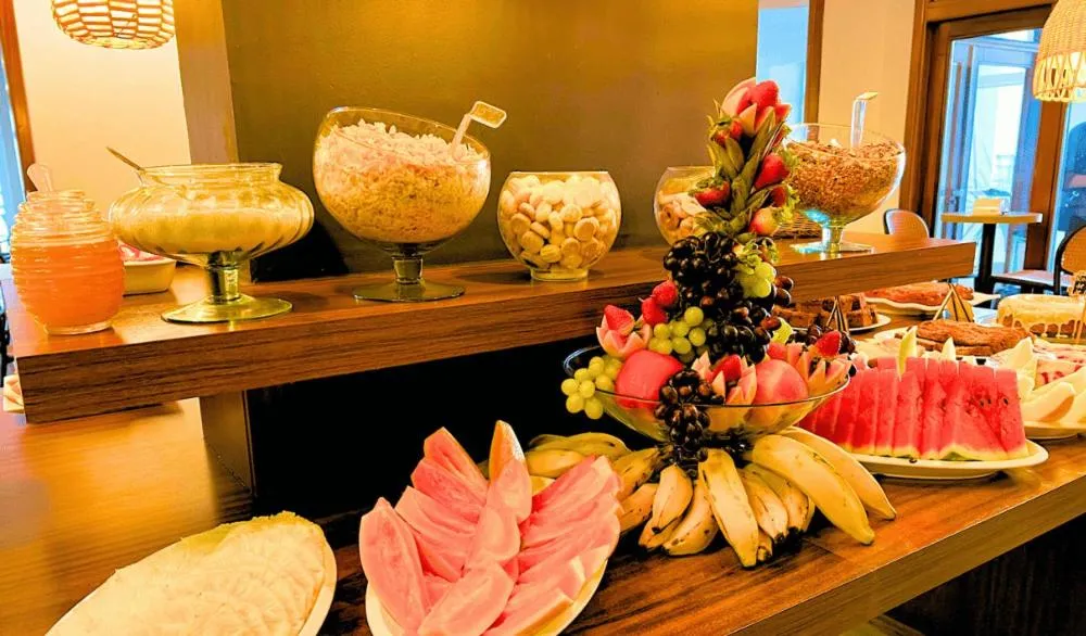 Breakfast in Hotel Atlântico