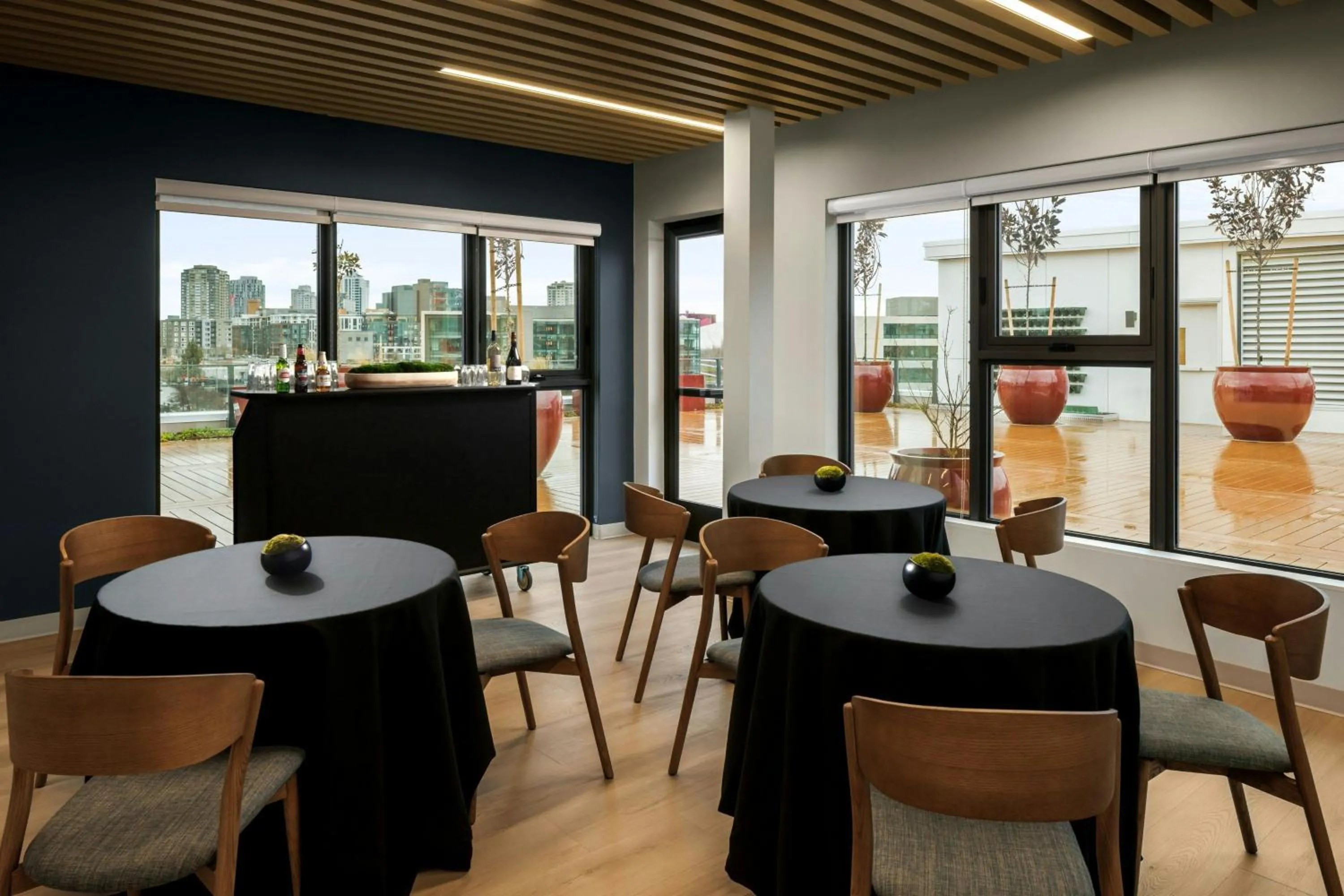 Meeting/conference room in Element Seattle Downtown