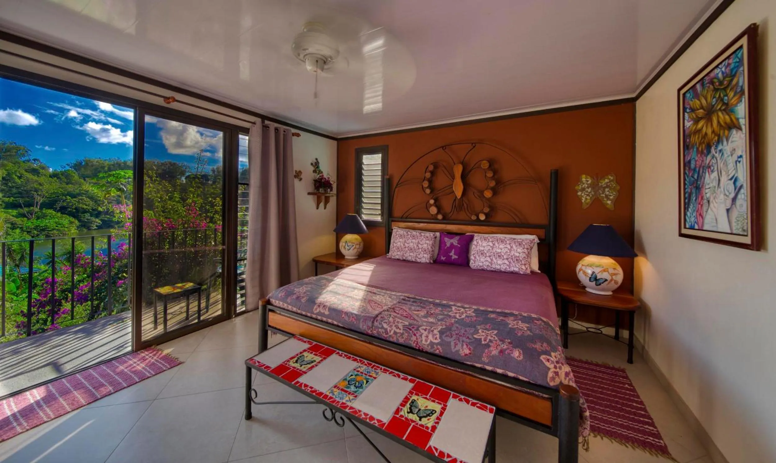 Bed in Lucky Bug Bed And Breakfast