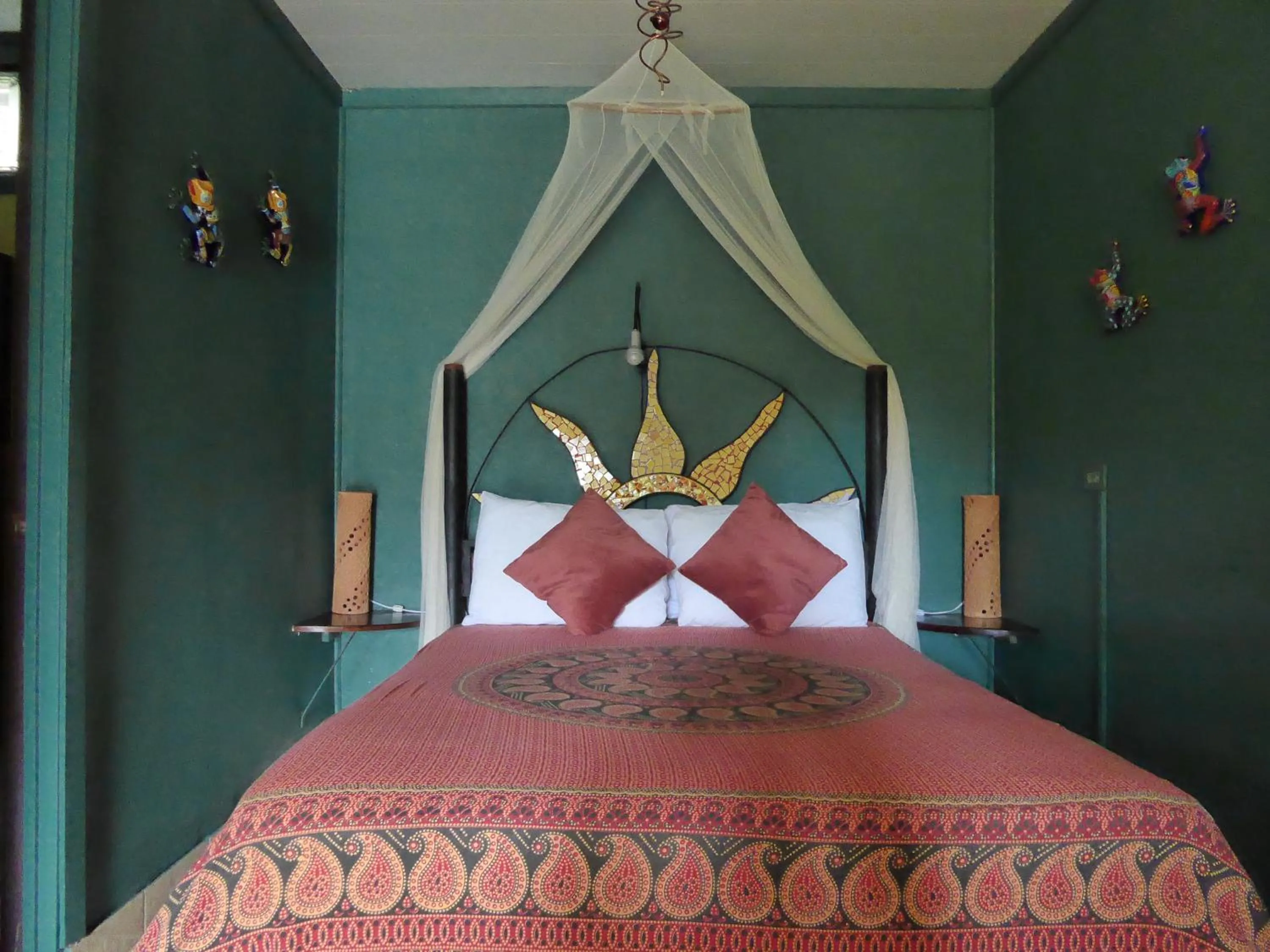 Bed in Lucky Bug Bed And Breakfast