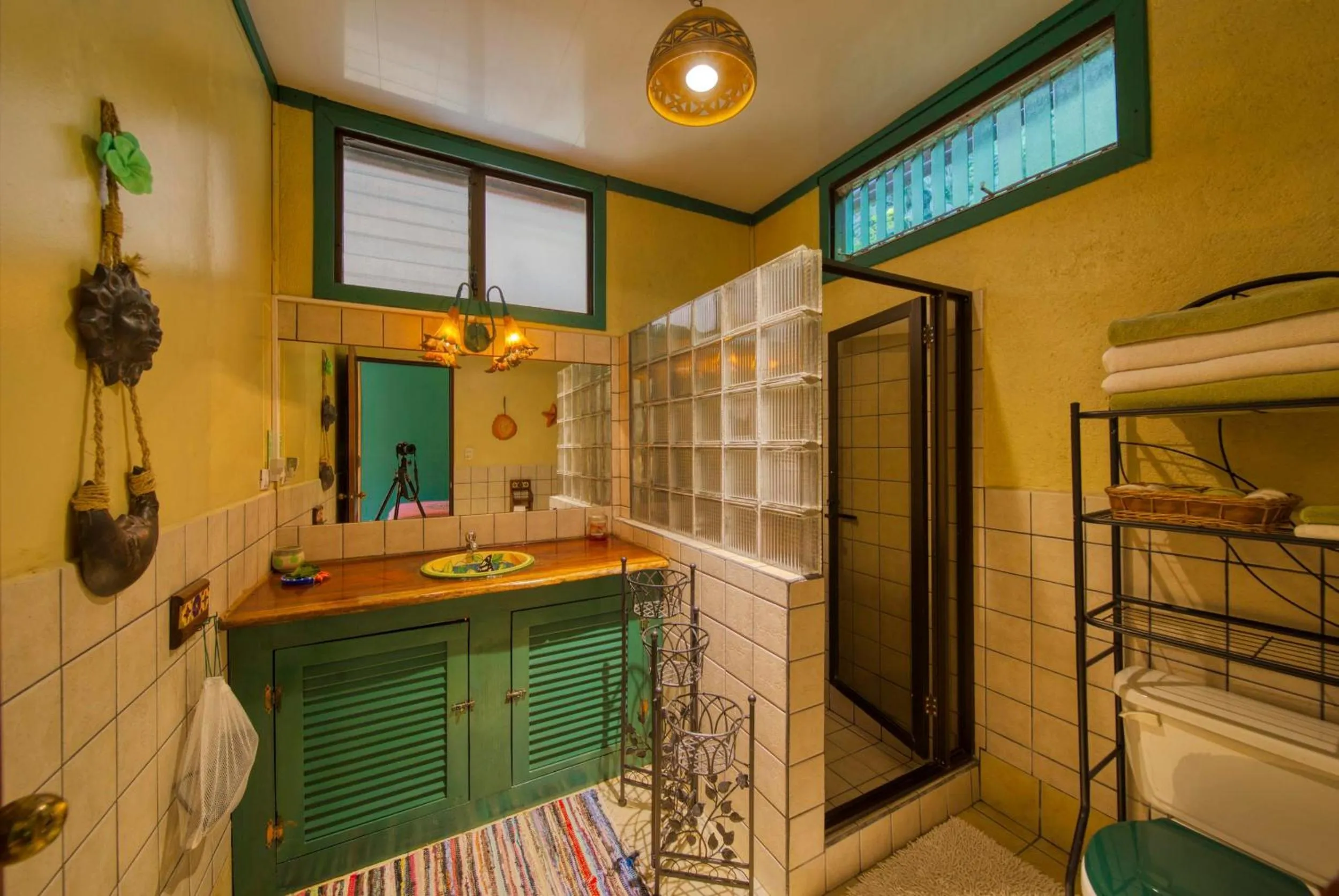 Shower in Lucky Bug Bed And Breakfast