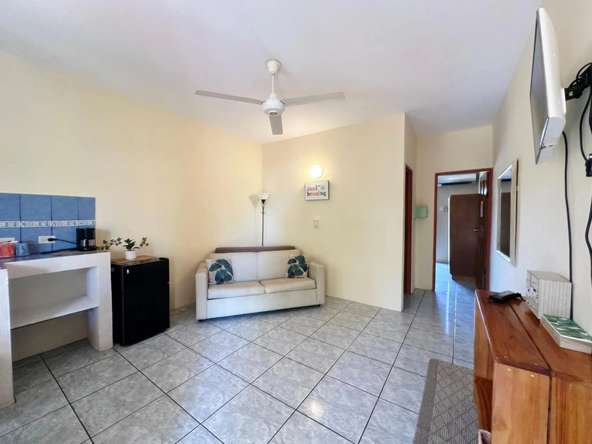 TV and multimedia in Hotel Nany