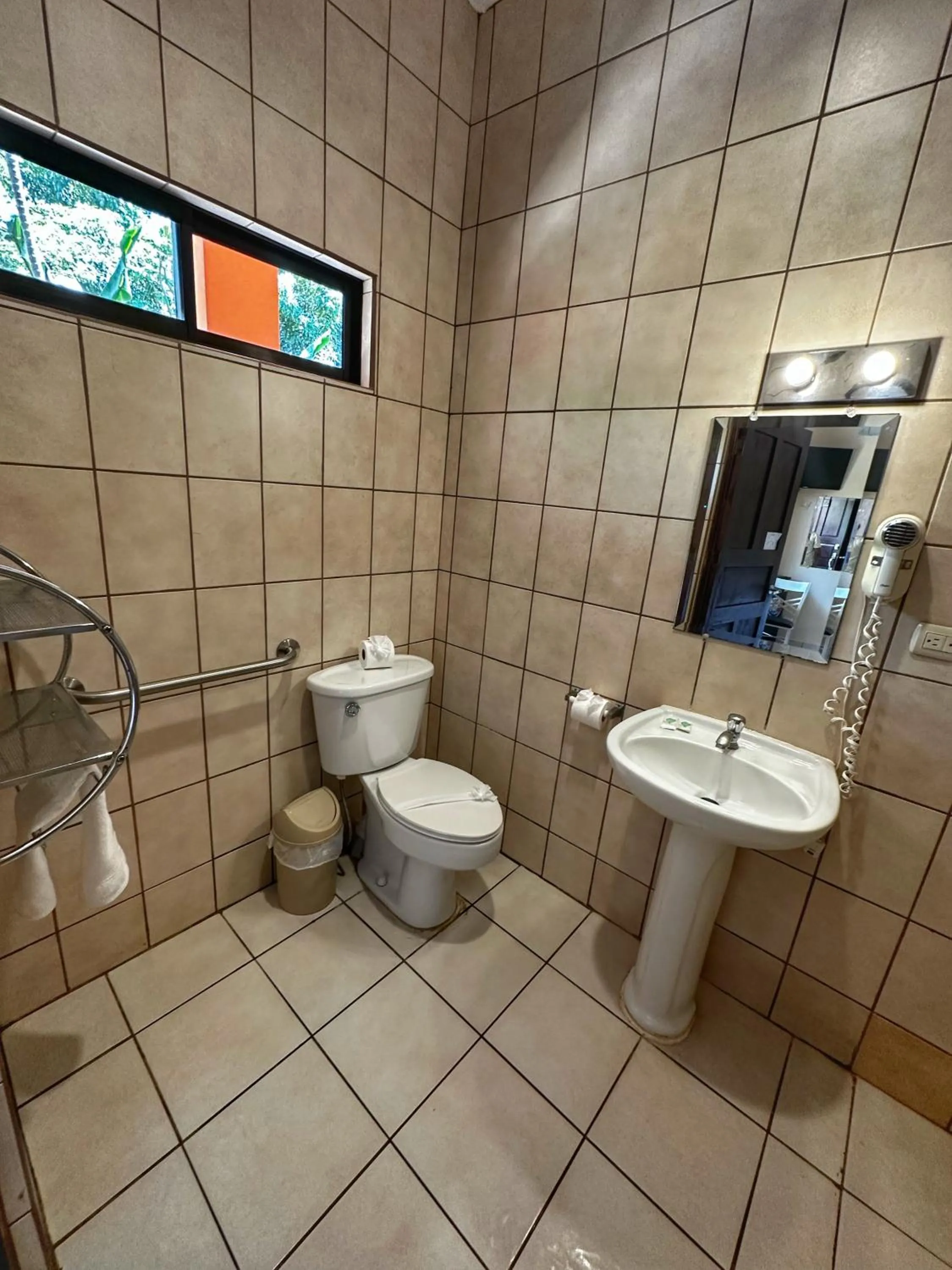 Shower in Hotel Nany