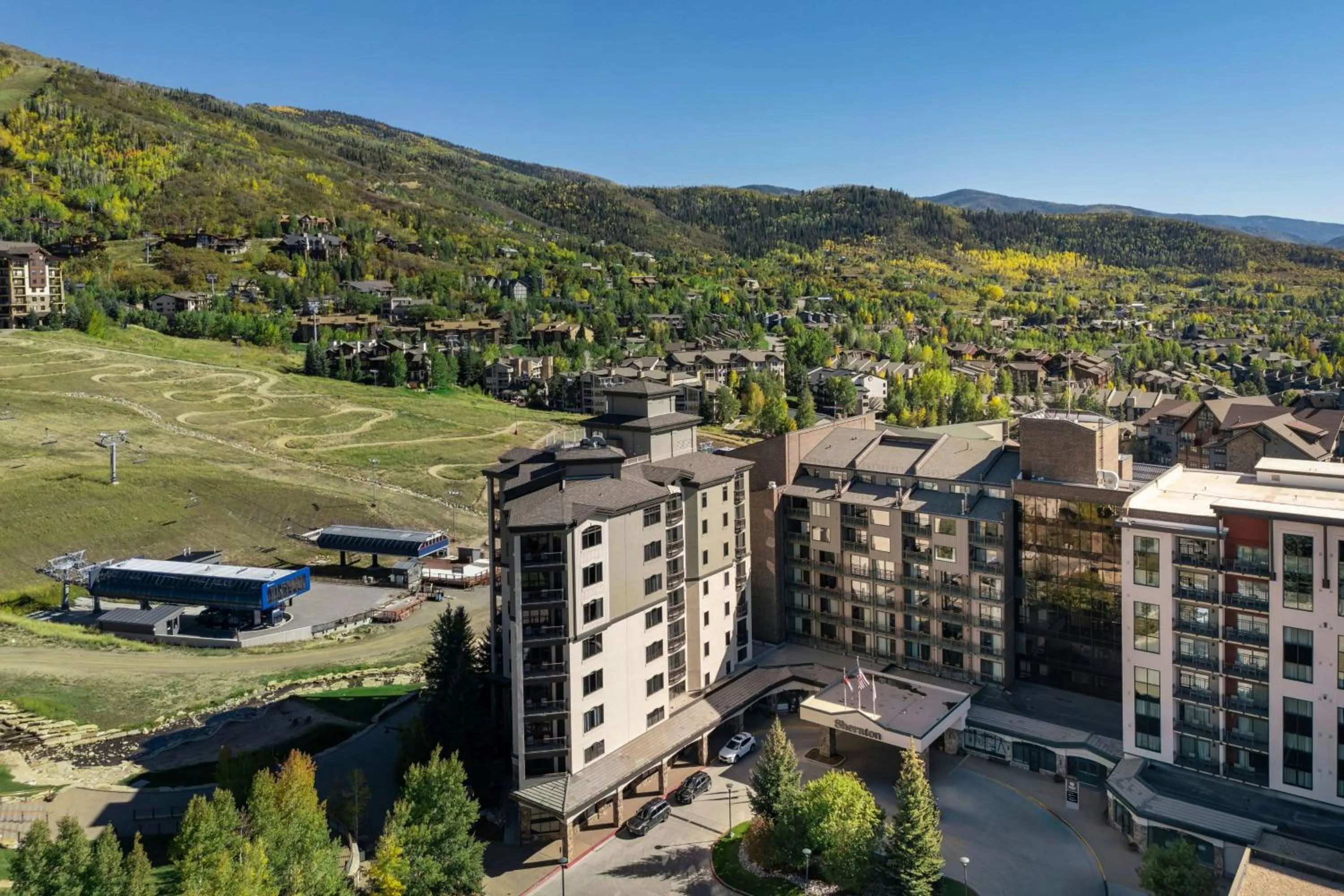 Property building in Sheraton Steamboat Resort Villas