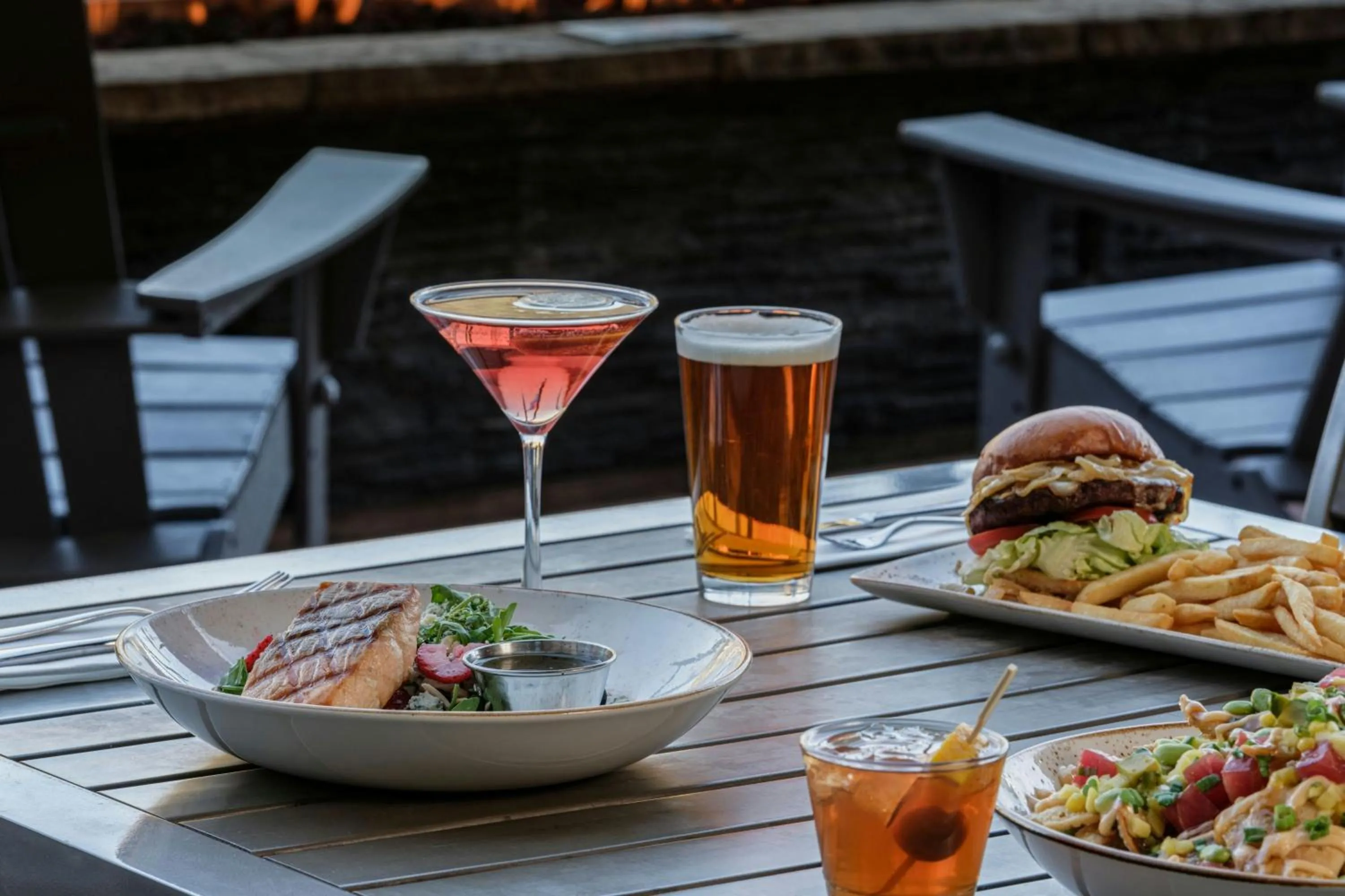 Lounge or bar in Sheraton Steamboat Resort Villas