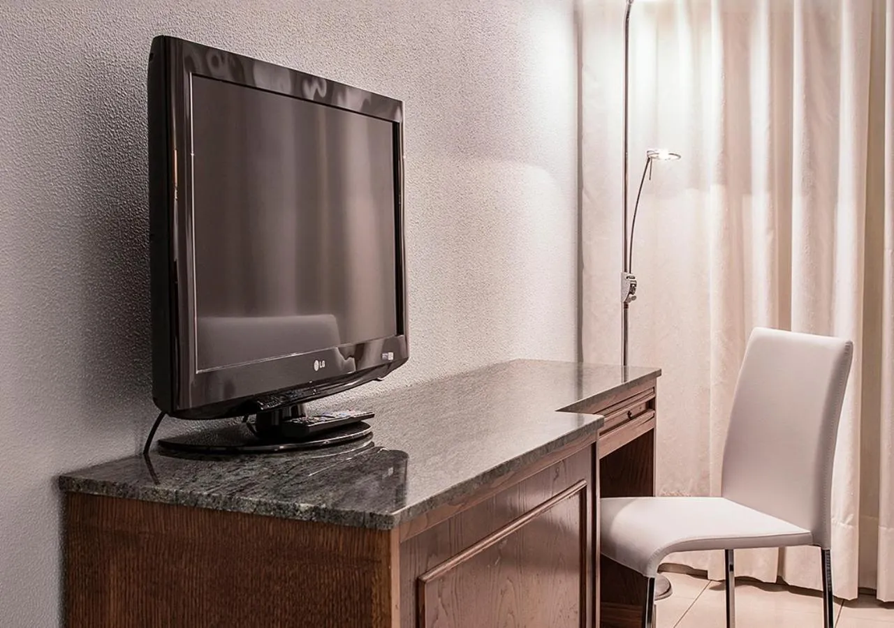 TV and multimedia in Hotel Txartel