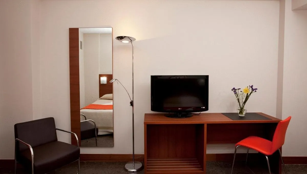 TV and multimedia in Hotel Txartel