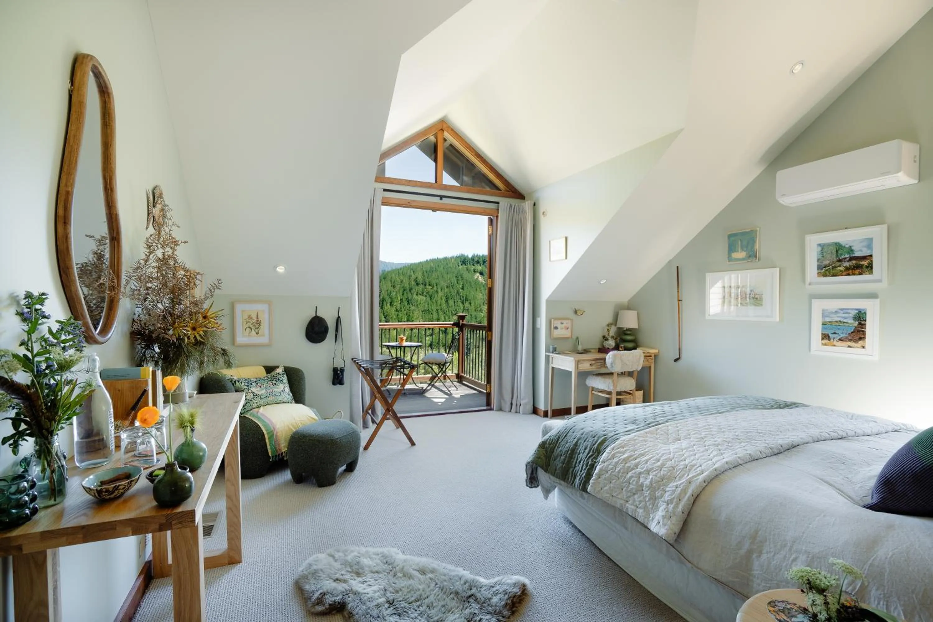 Bedroom, Bed in Stonefly Lodge