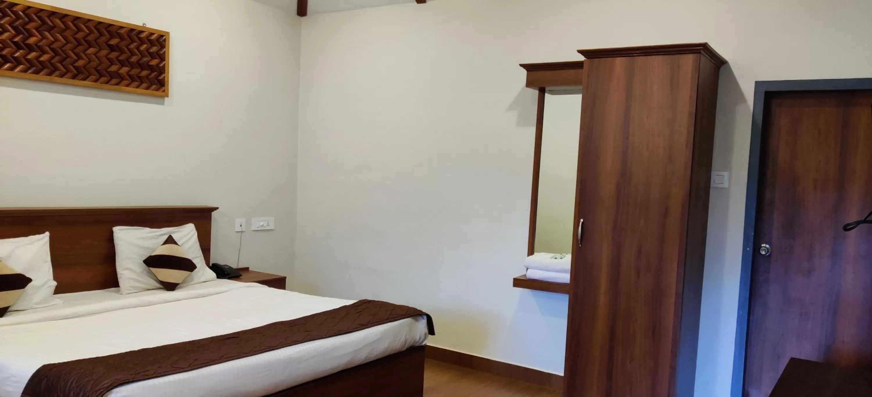 Photo of the whole room, Bed in Holiday Vagamon
