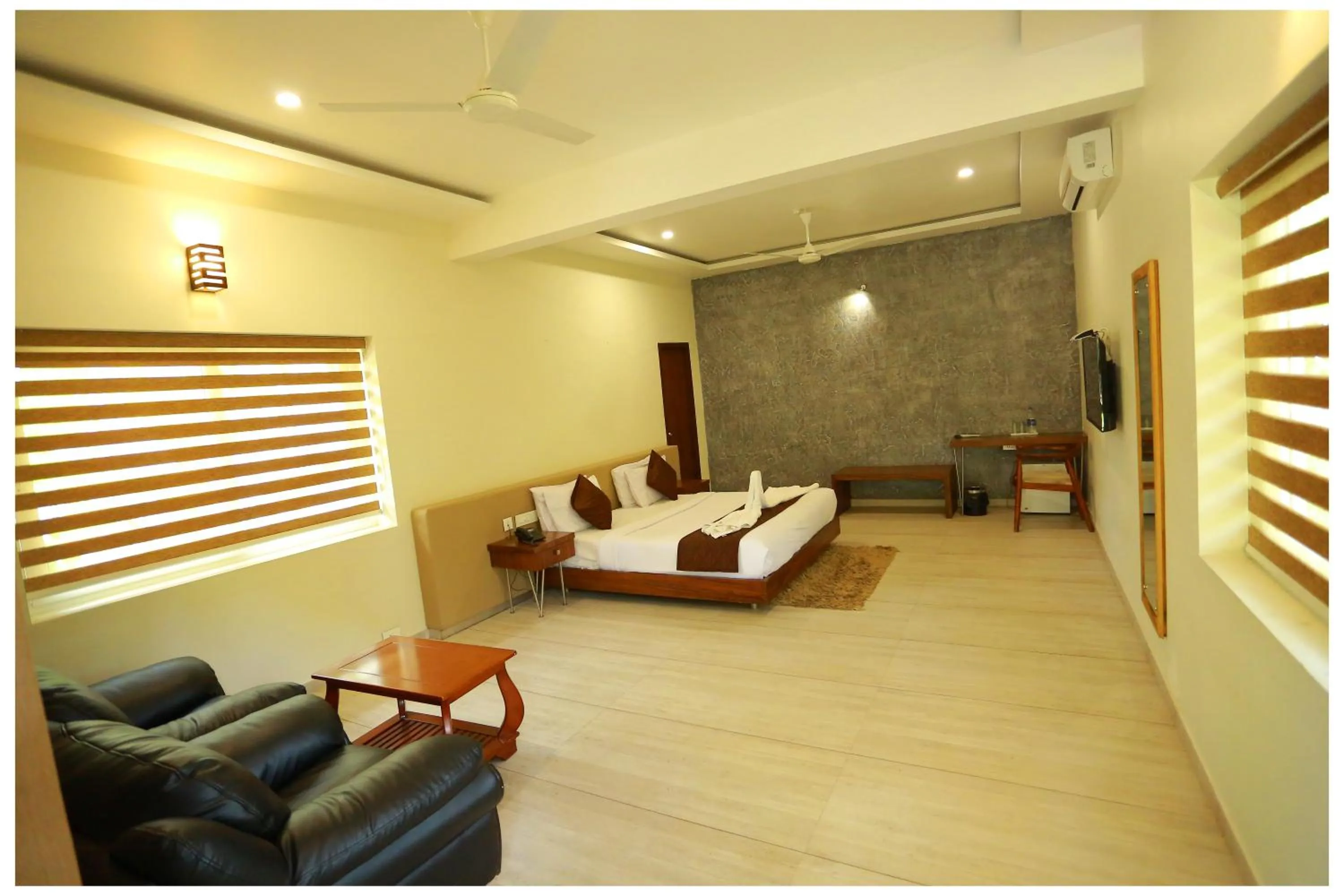 Photo of the whole room, Bed in Holiday Vagamon
