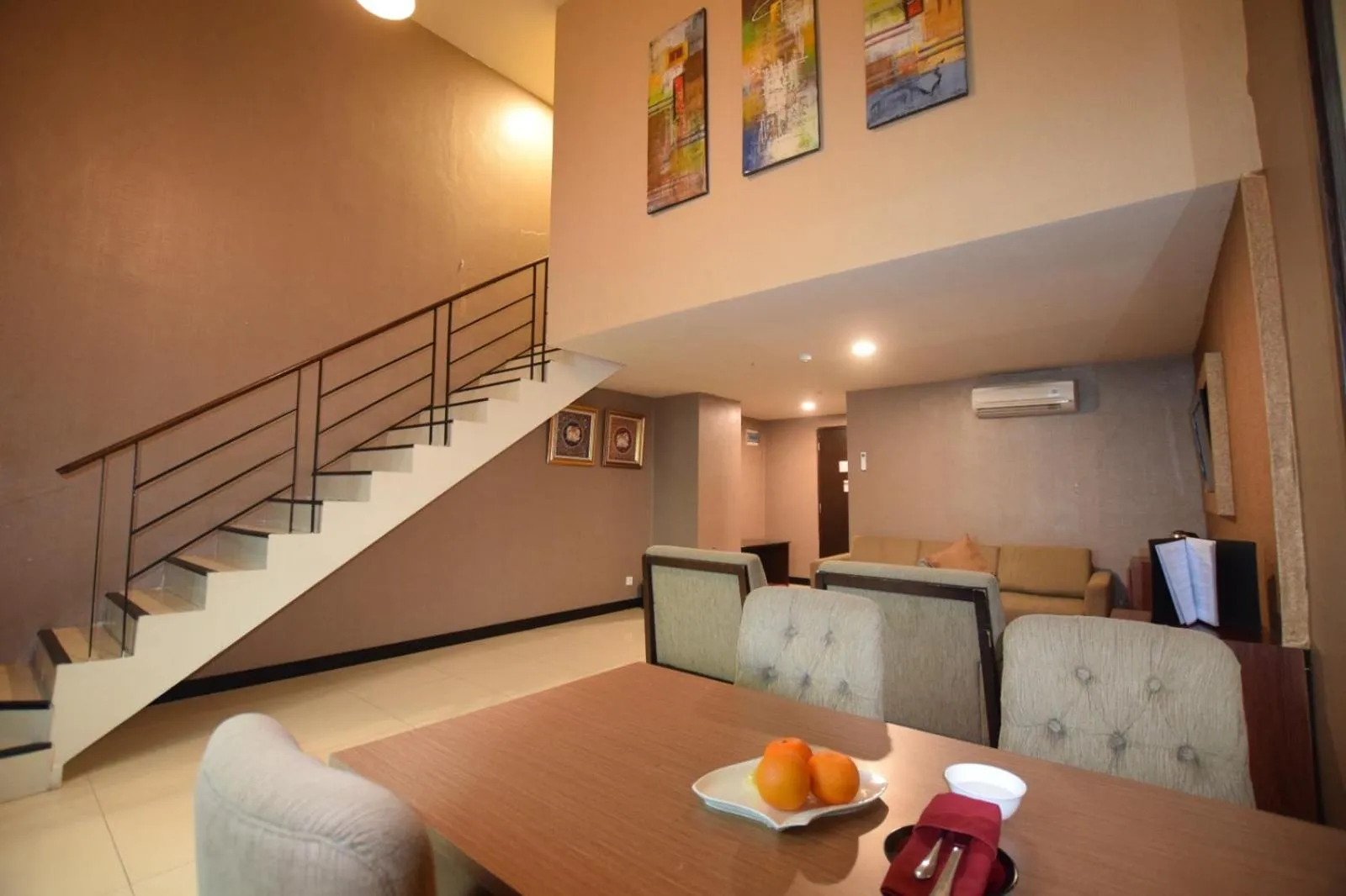 Living room in Grand Paragon Hotel