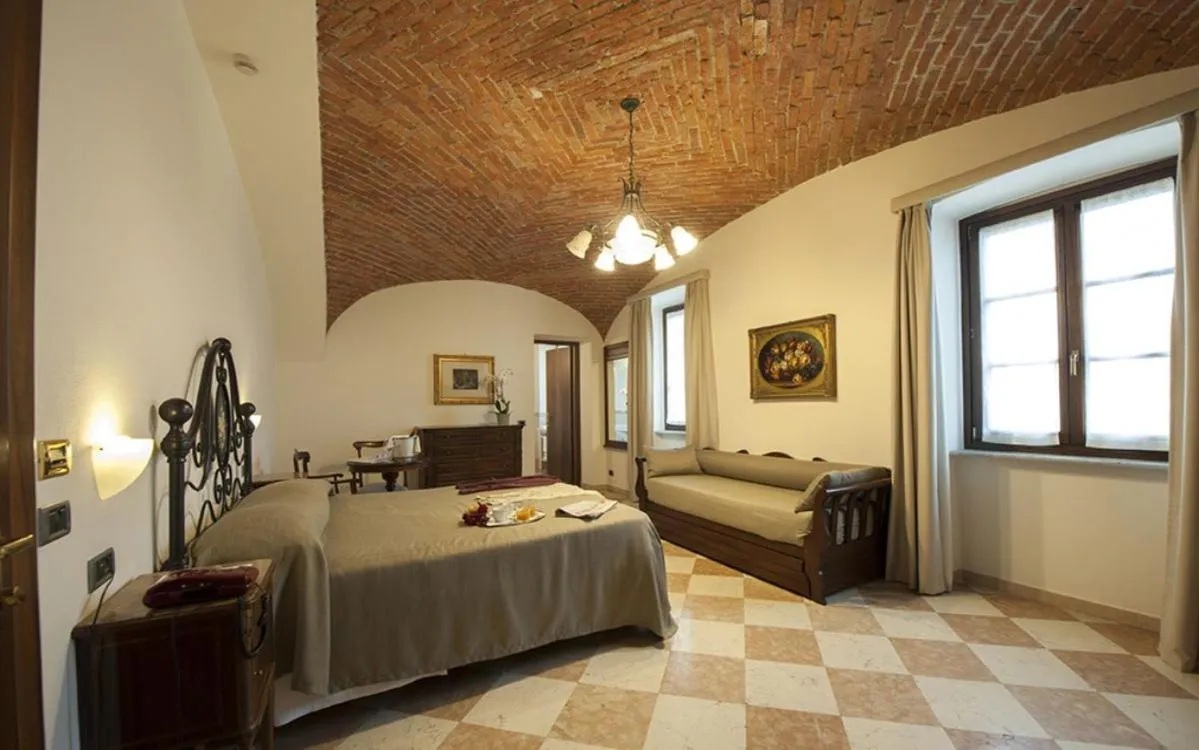 Bed in Albergo dell'Agenzia
