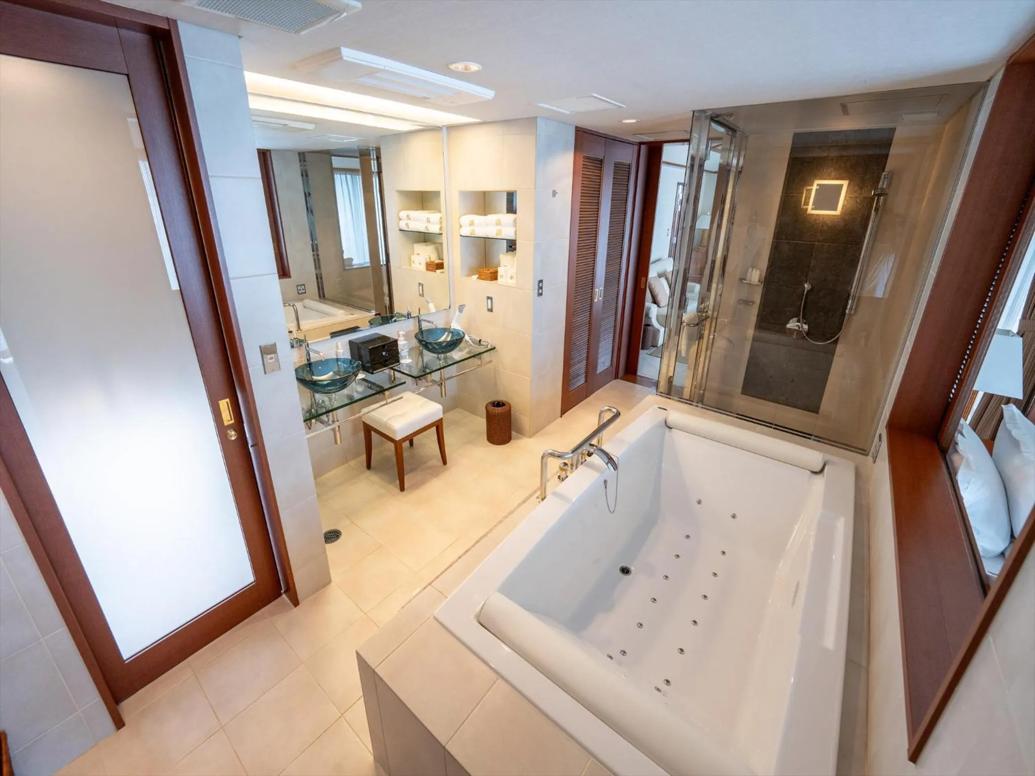 Bathroom in Oriental Hills Okinawa