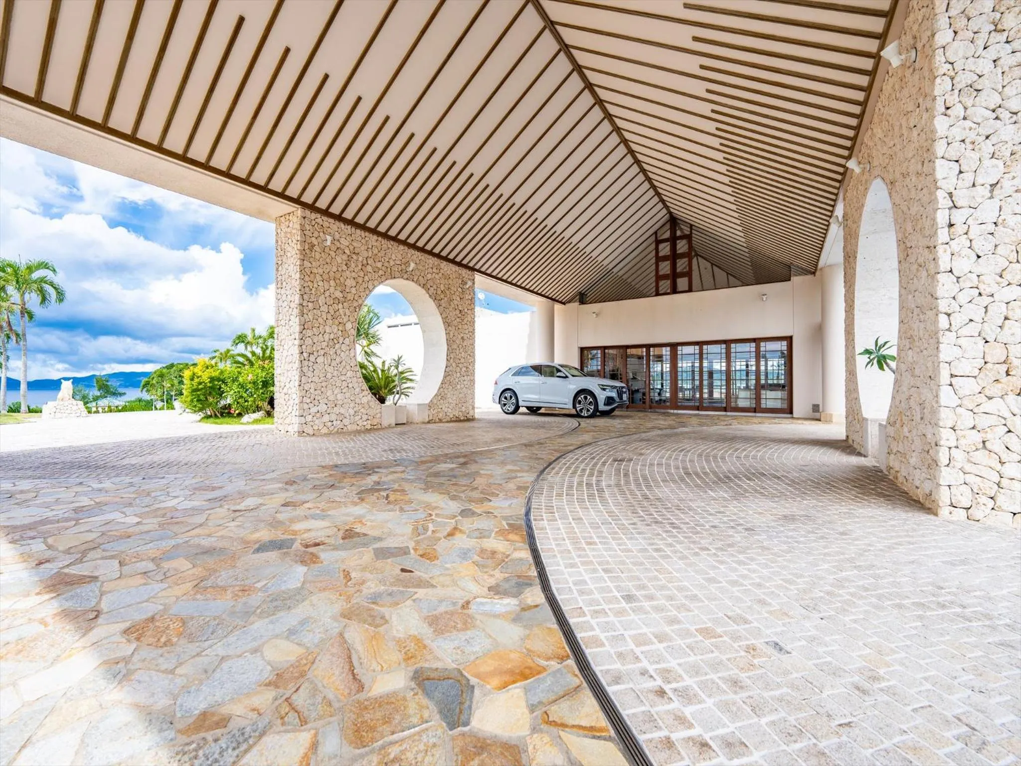 Facade/entrance in Oriental Hills Okinawa