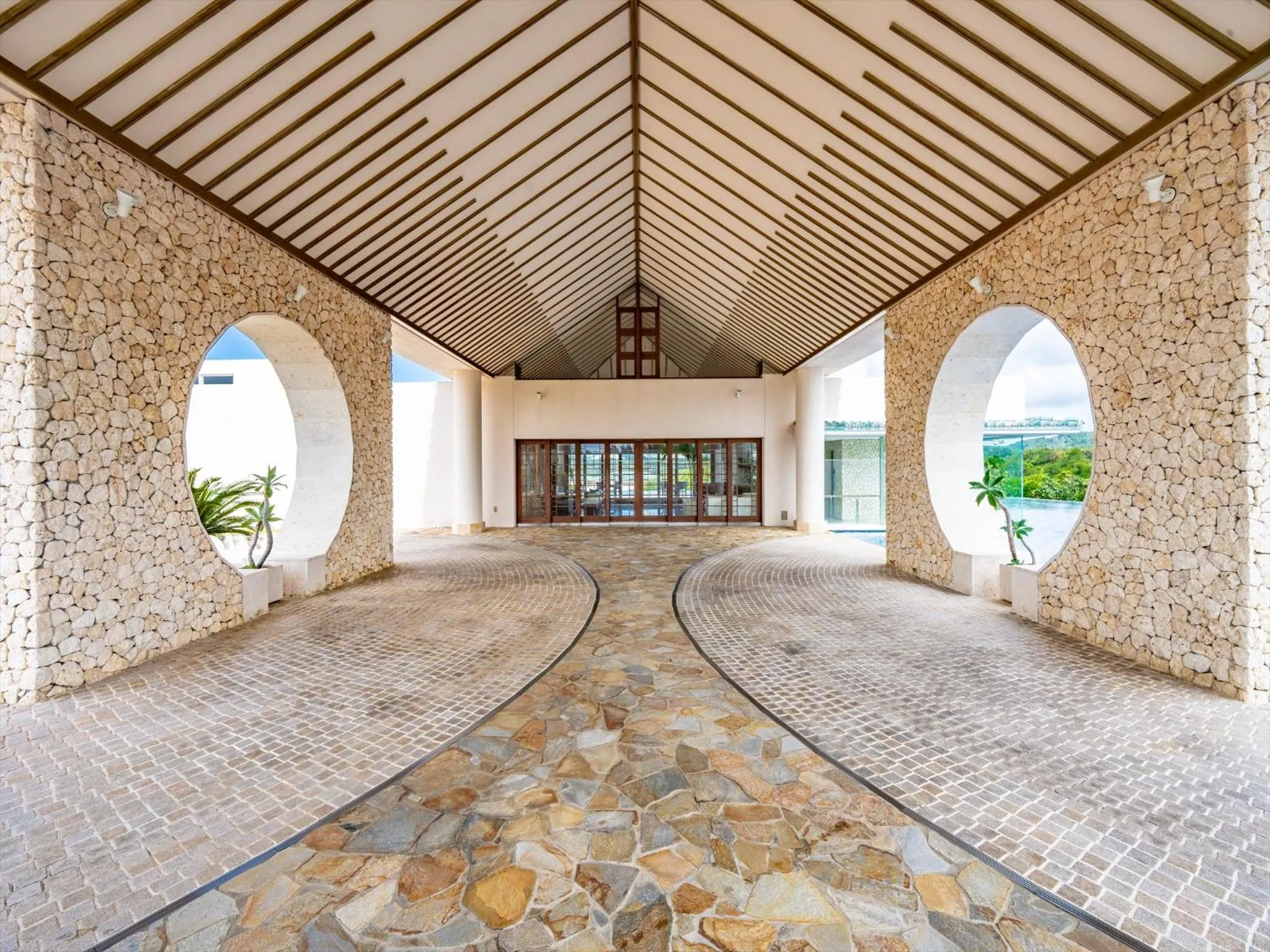 Facade/entrance in Oriental Hills Okinawa