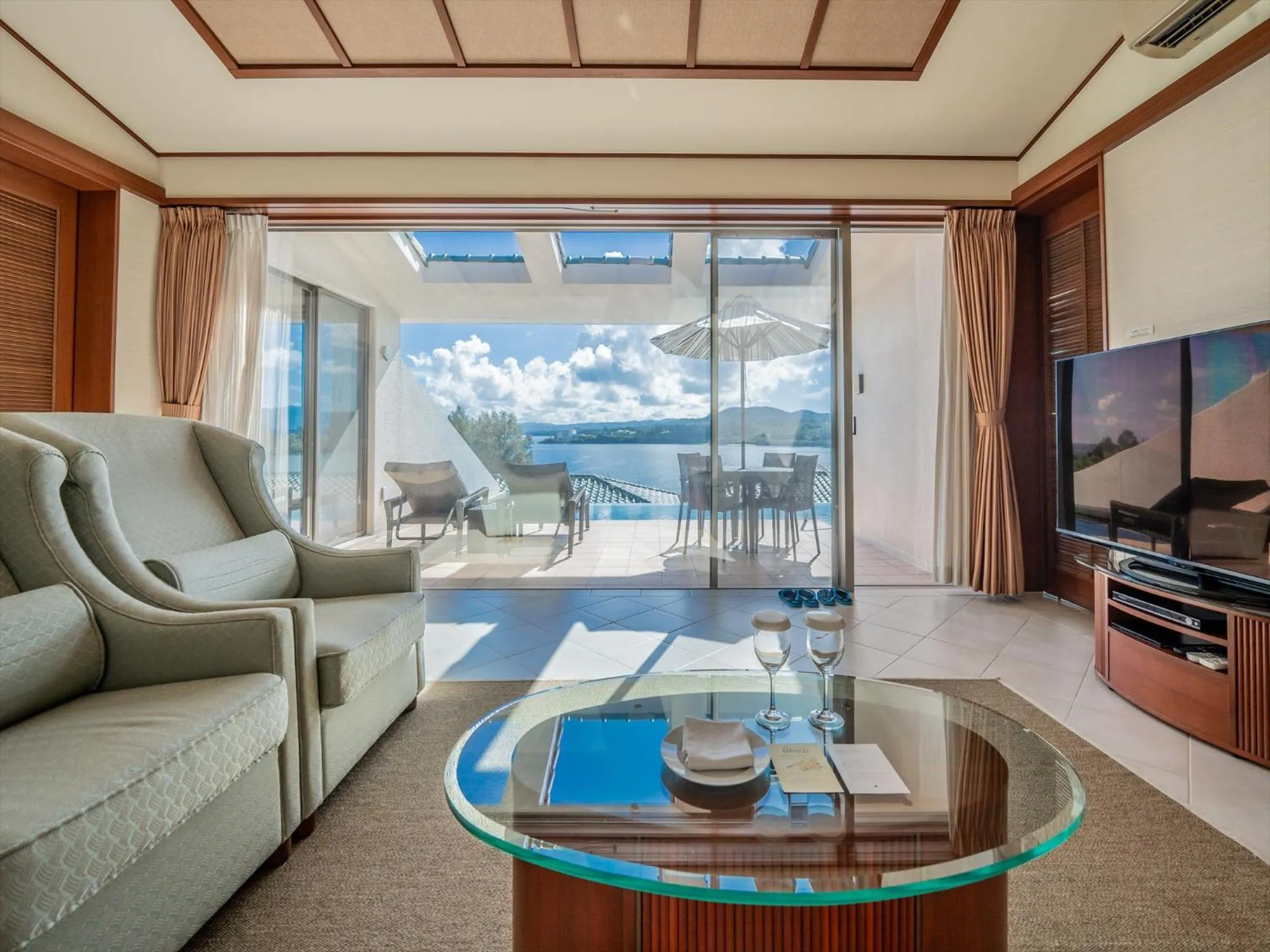 Photo of the whole room in Oriental Hills Okinawa