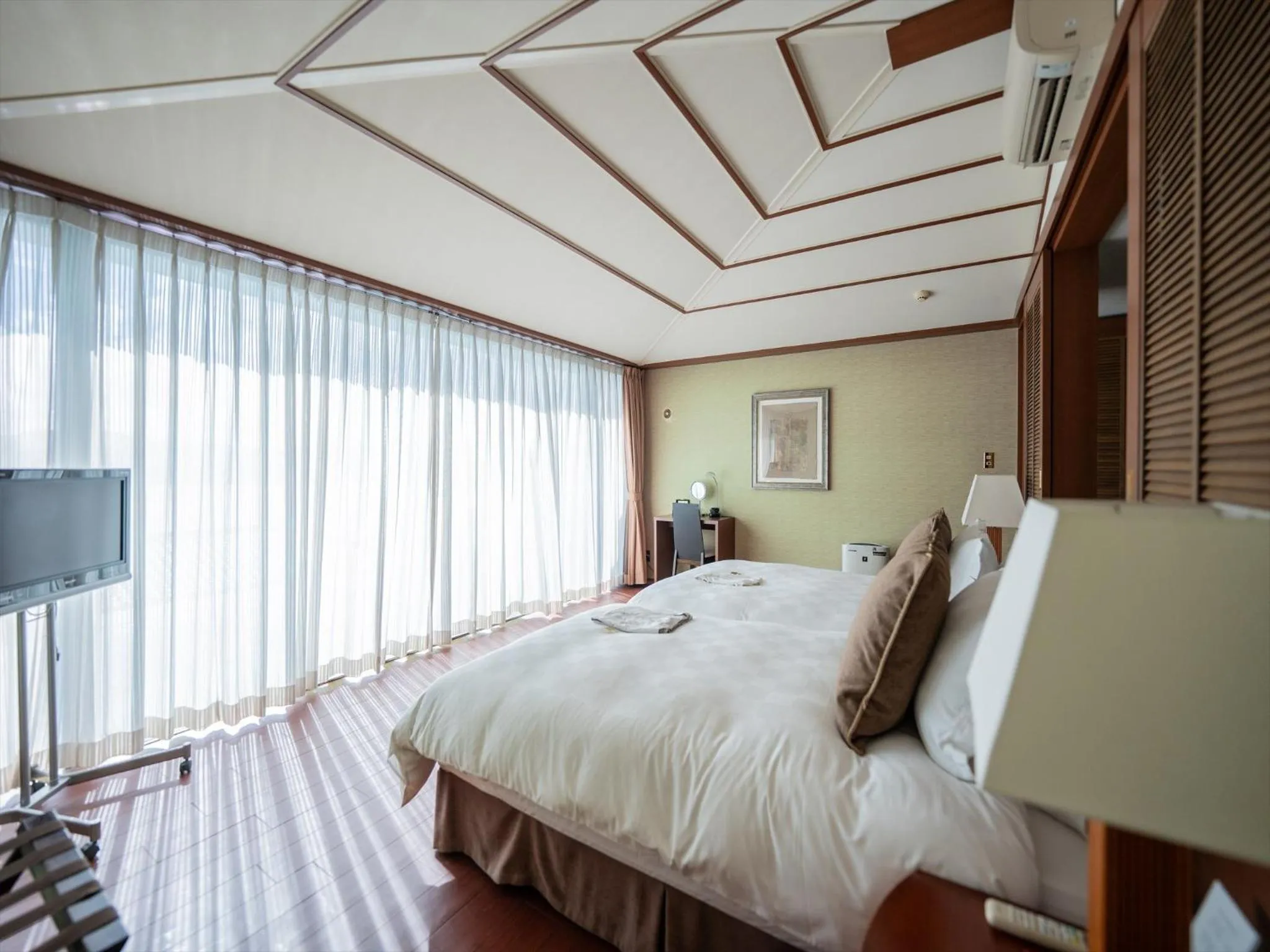 Bed in Oriental Hills Okinawa