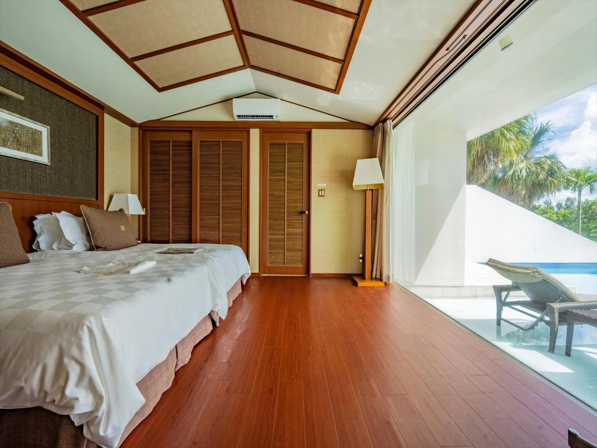 Bedroom, Bed in Oriental Hills Okinawa