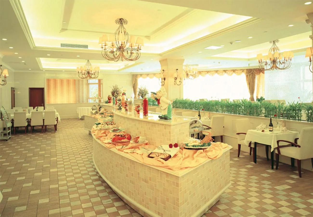 Restaurant/places to eat in Beijing Asia Pacific Garden Hotel