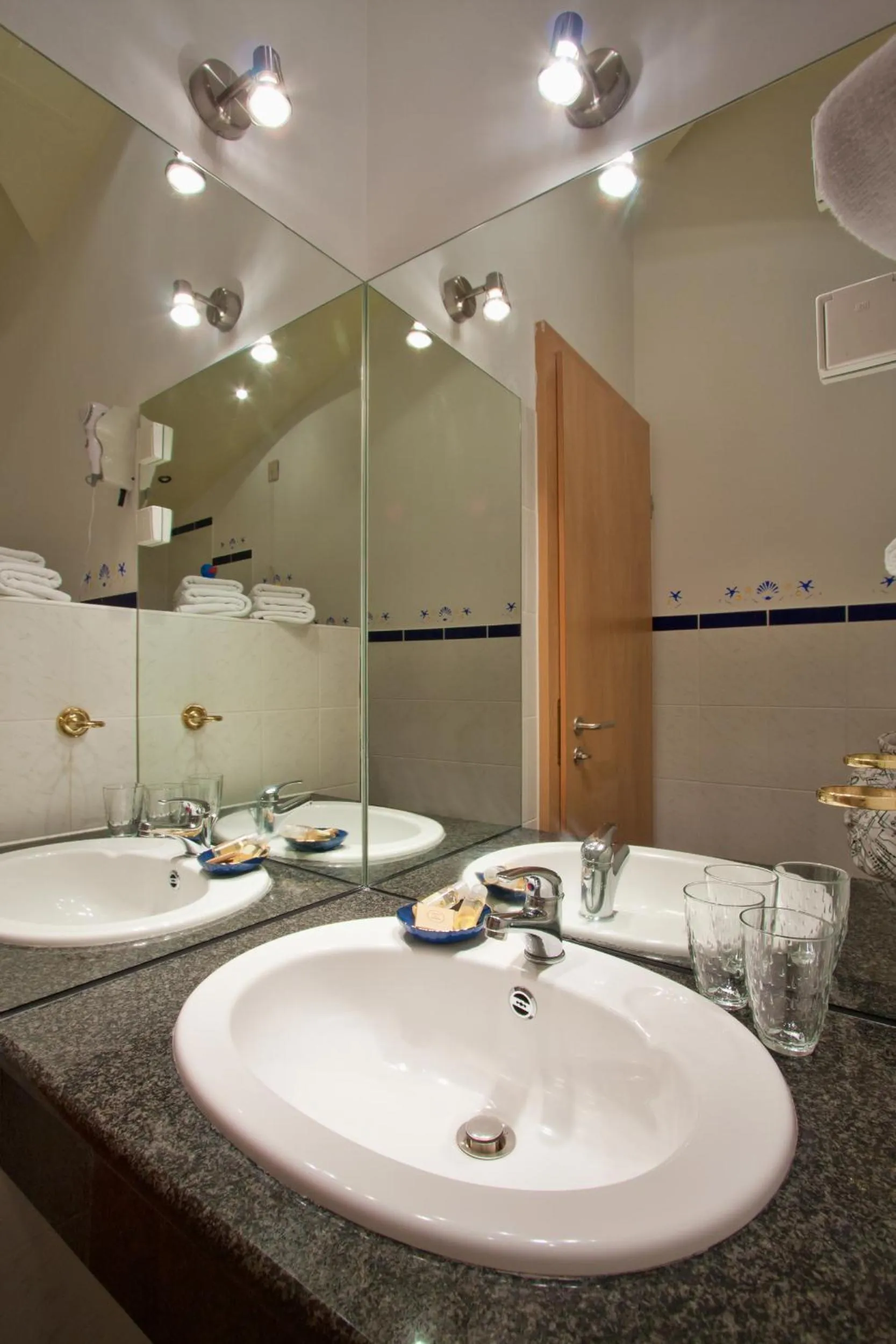 Bathroom in Hotel Scaletta