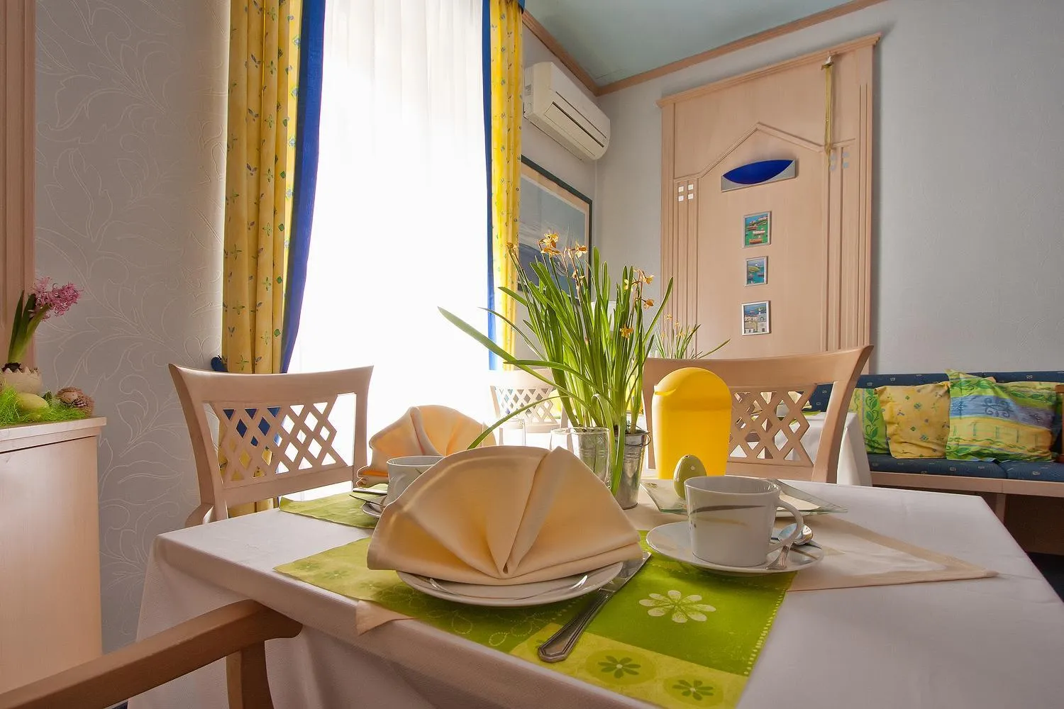 Dining area in Hotel Scaletta