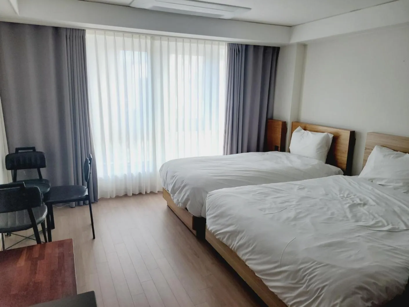 Bed in Sokcho Marina Hotel