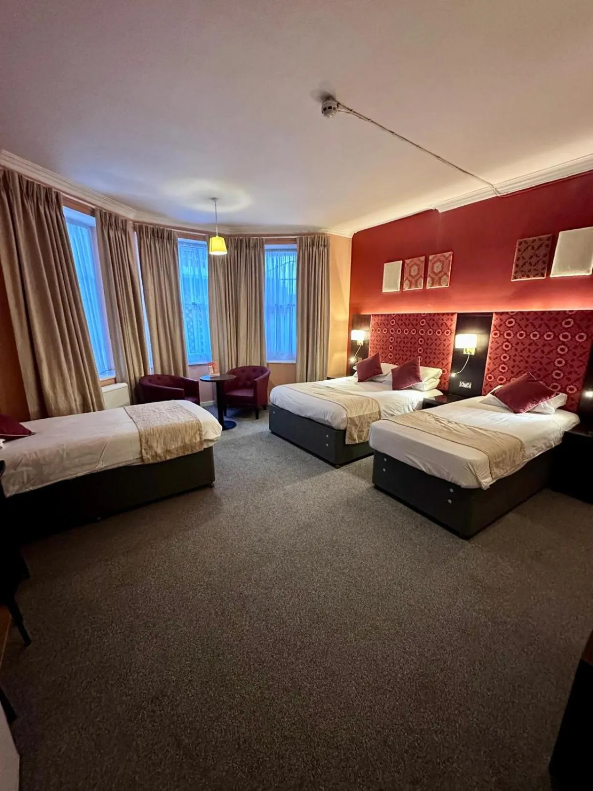 Photo of the whole room, Bed in Acacia Hotel