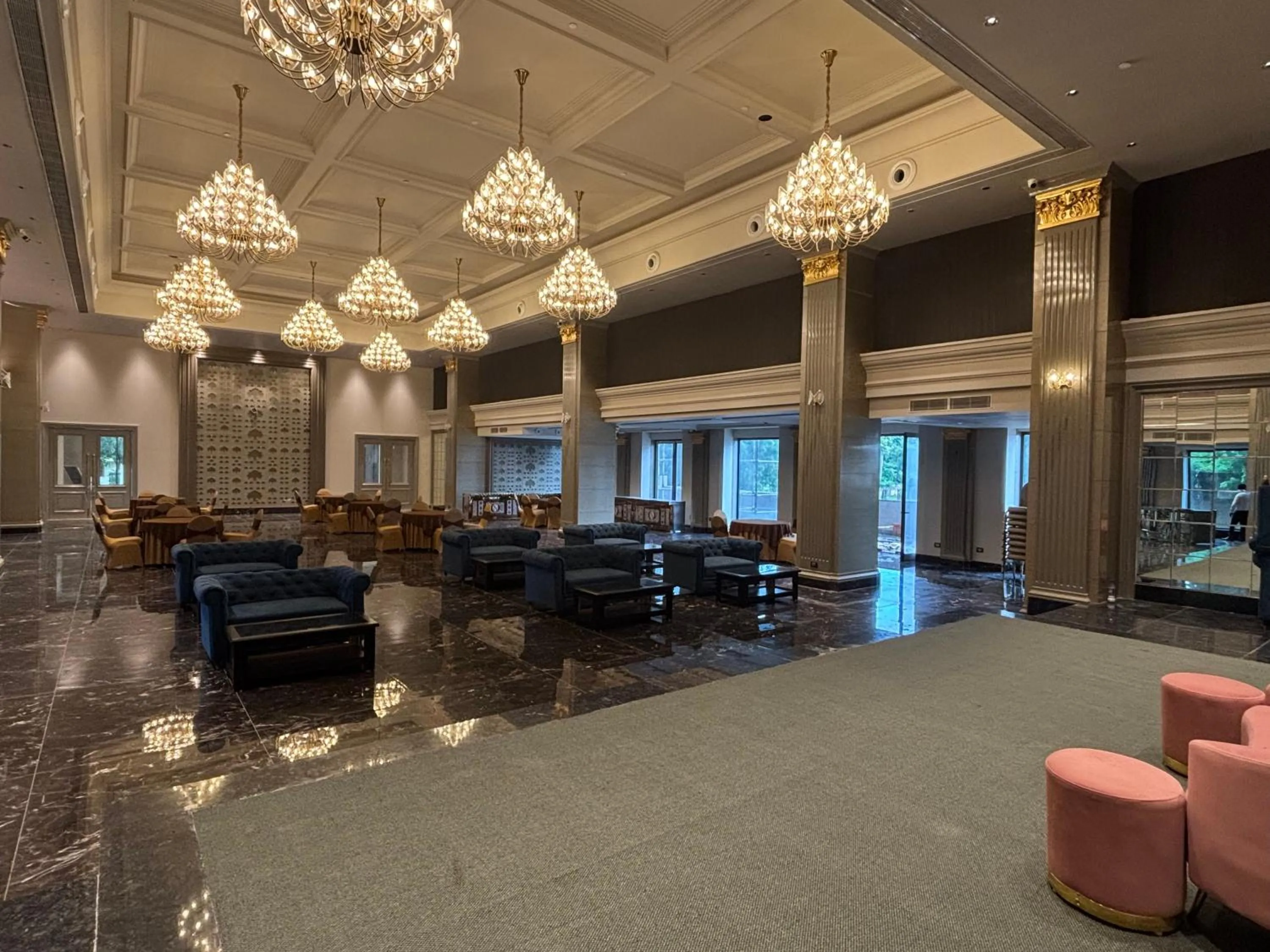 The Supreme Hotel and Banquet