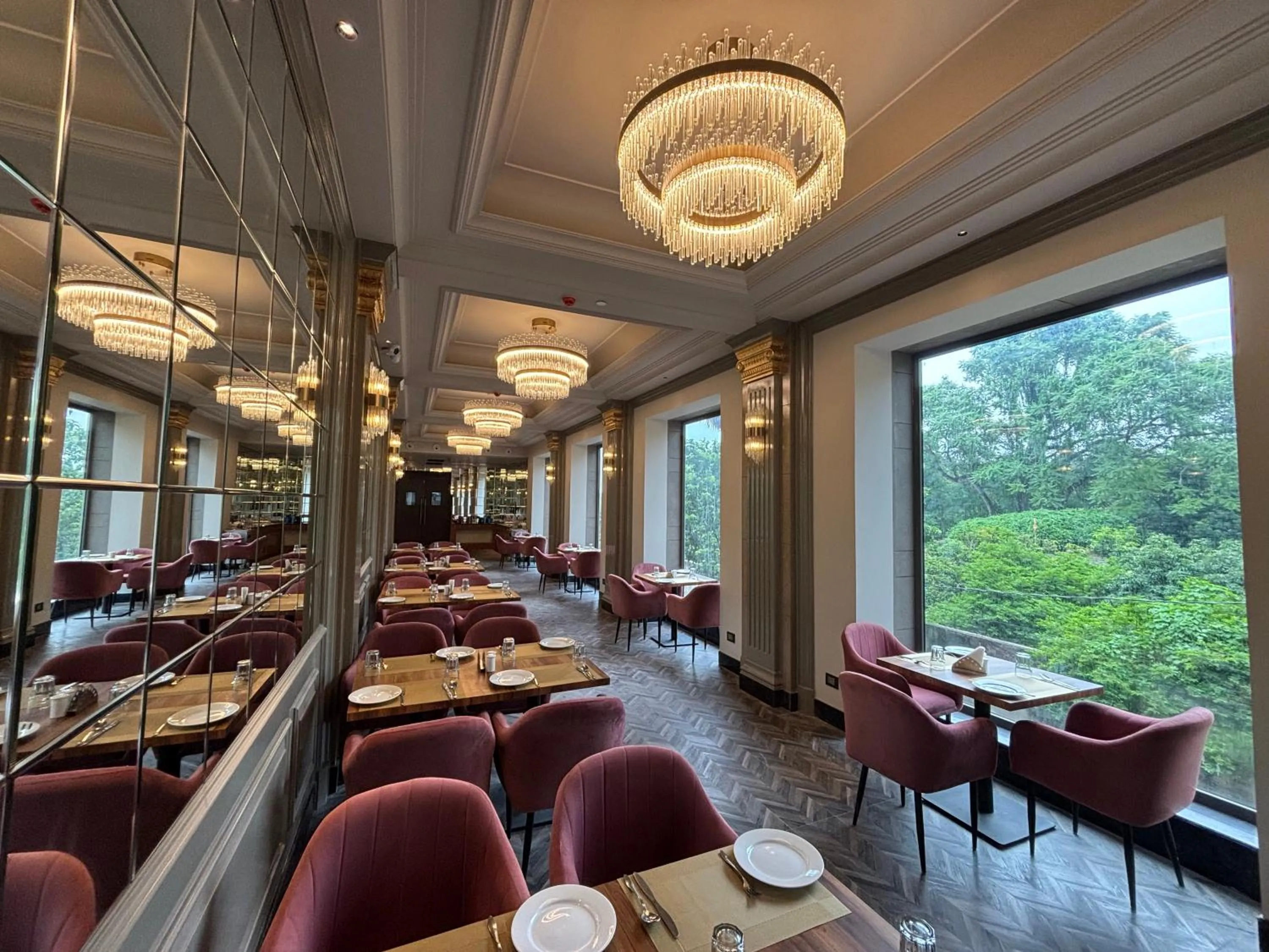 The Supreme Hotel and Banquet