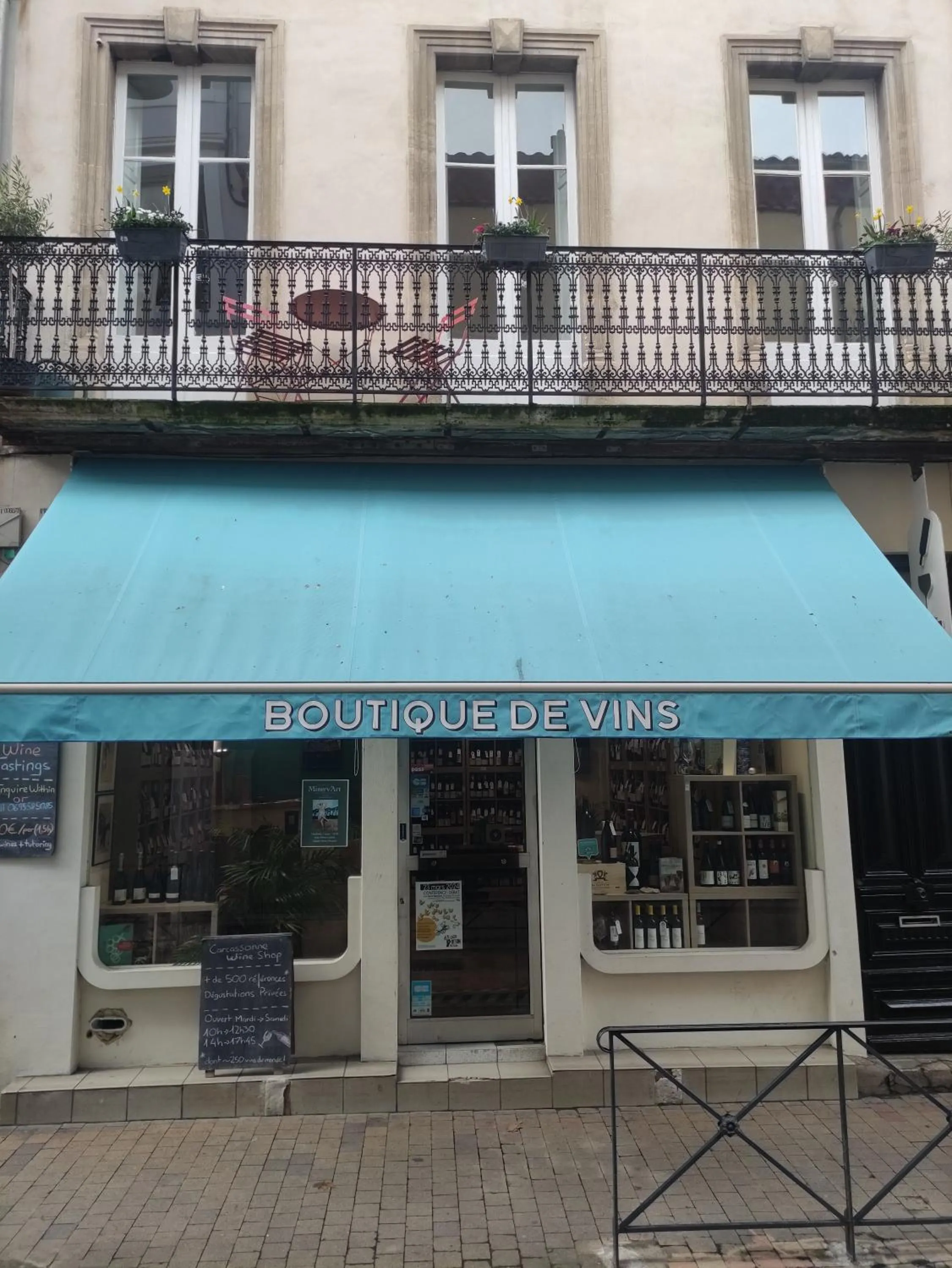 Property building in The Apartments, Rue Barbès