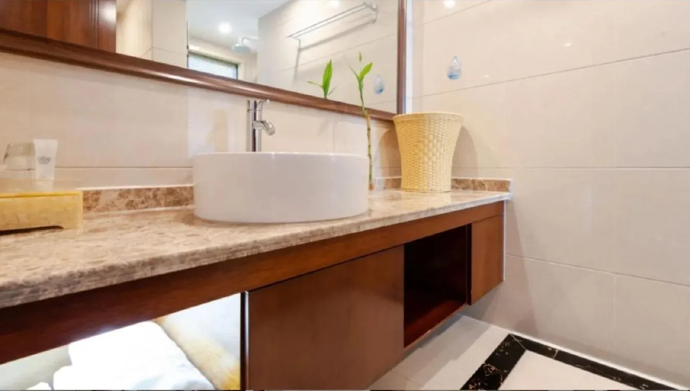 Urba Hotel Yichun Wanda High-speed Railway Station Branch