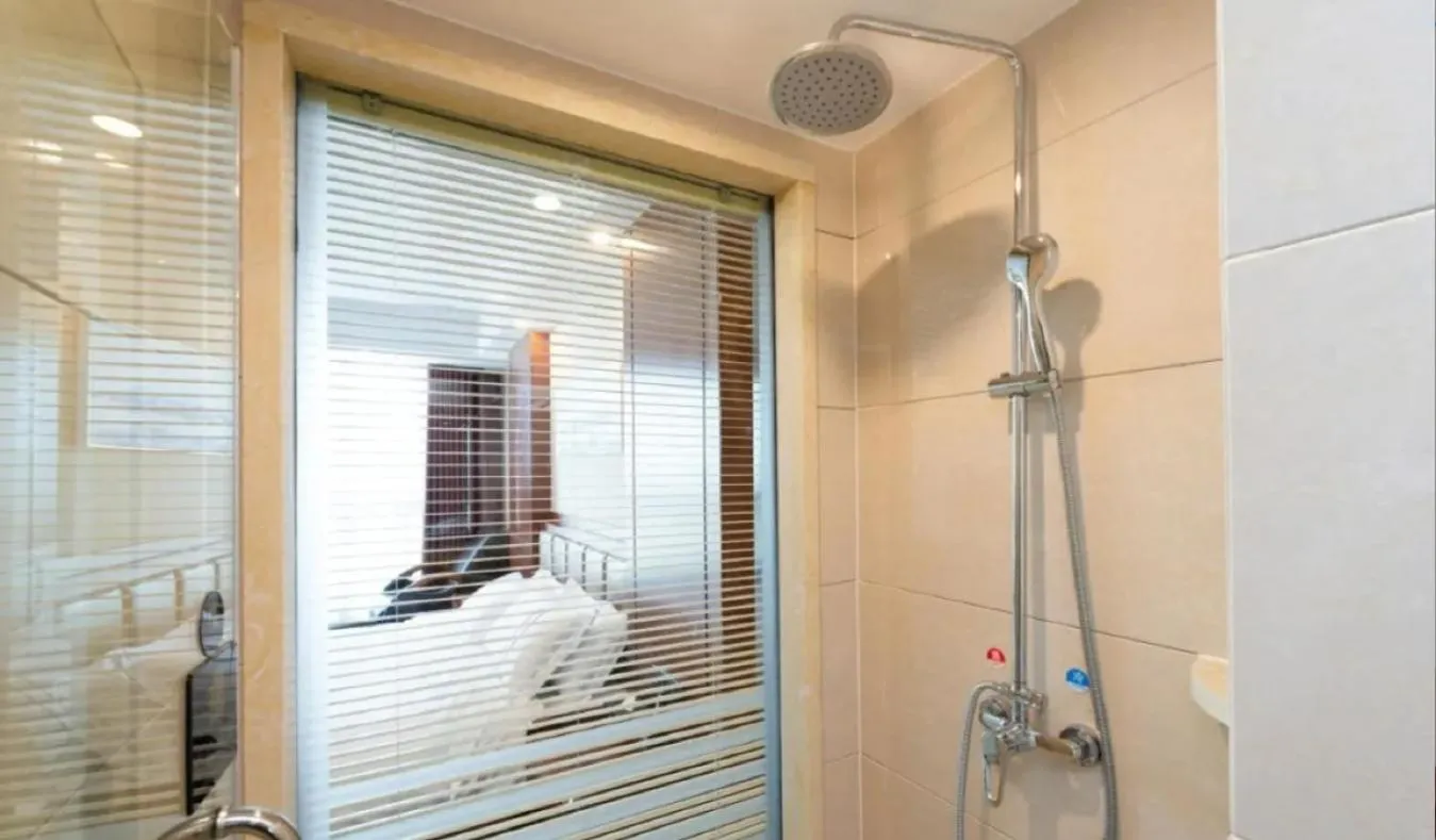 Urba Hotel Yichun Wanda High-speed Railway Station Branch