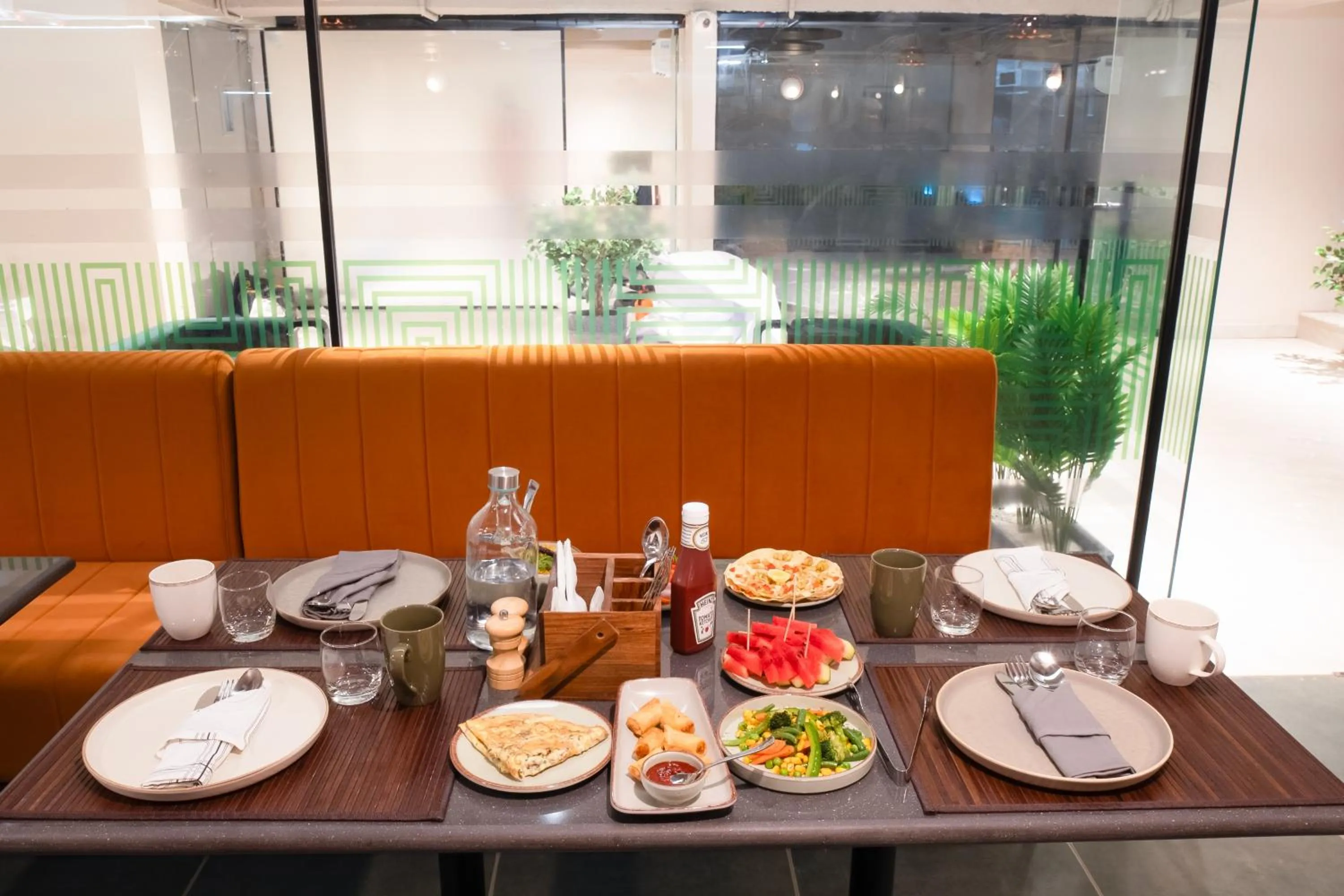 Restaurant/places to eat in Saltstayz Premier - Naraina, Central Delhi