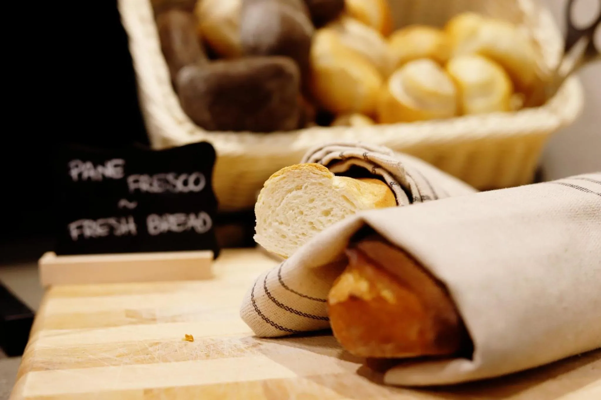 Breakfast in Hotel CHC Torino Castello