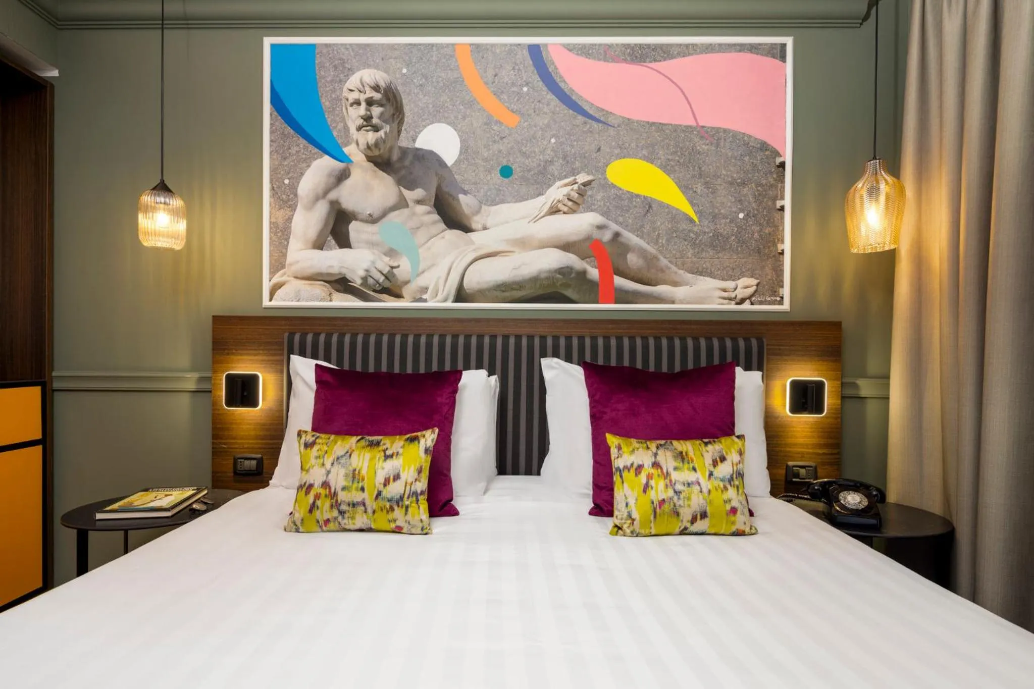 Photo of the whole room, Bed in Hotel CHC Torino Castello